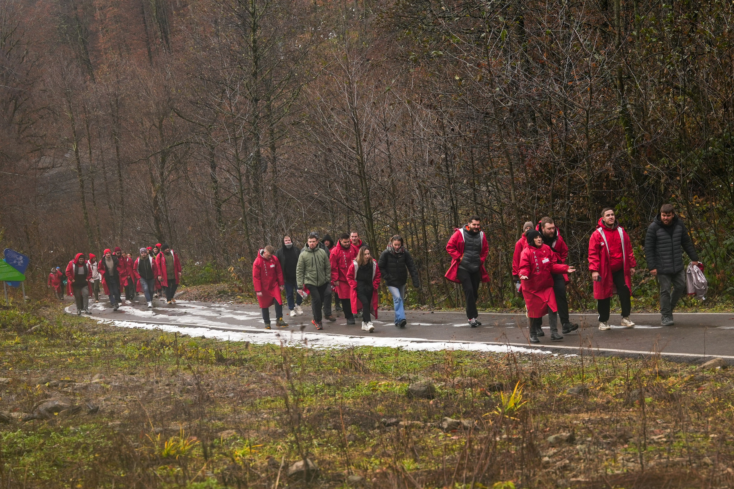 MICE мероприятие — хайкинг на курорте Роза Хутор. Репортажный фотограф в Красной Поляне и Сочи Павлюченко Екатерина