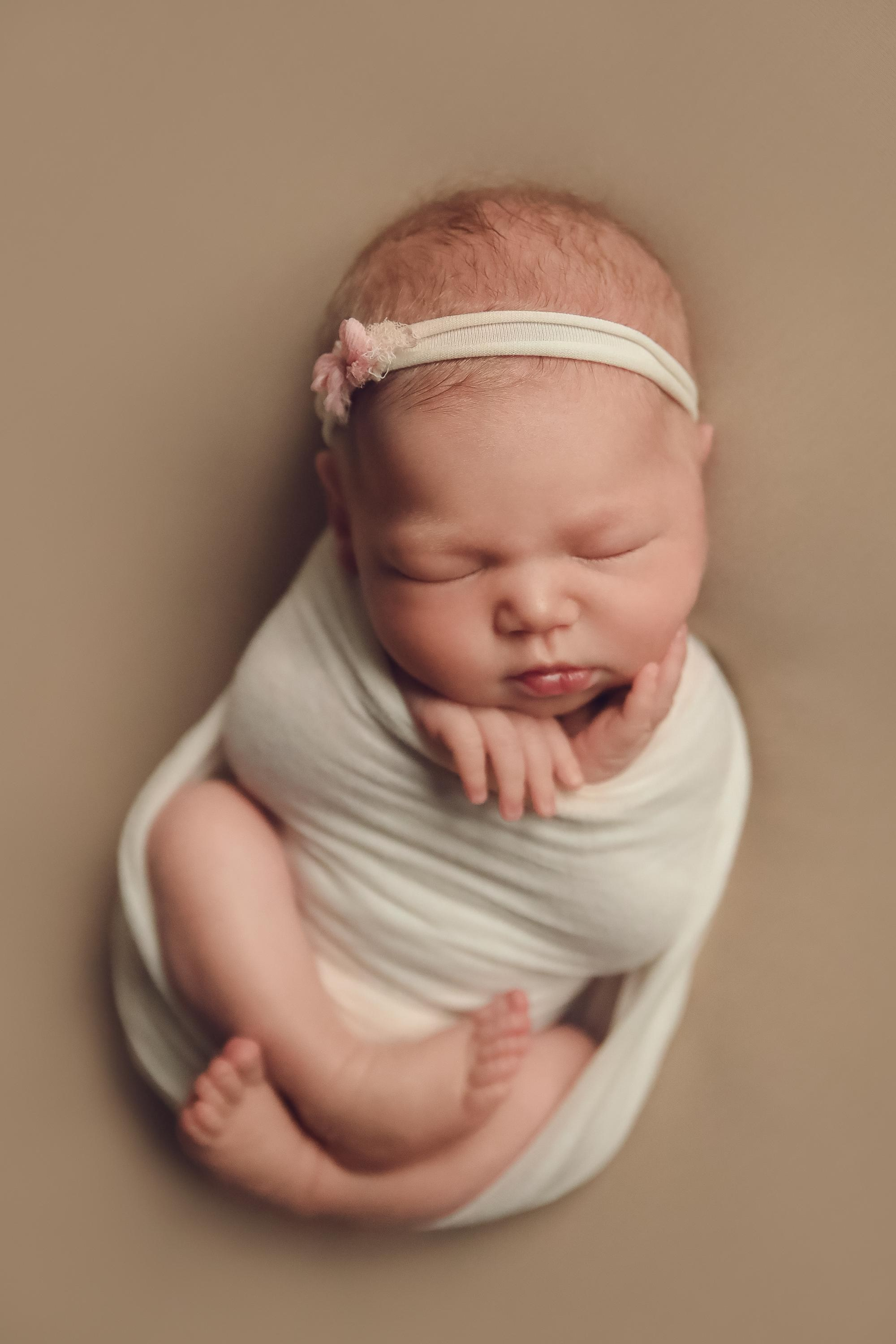 Новорожденные. Семейный фотограф и фотограф новорожденных в Санкт-Петербурге Алевтина