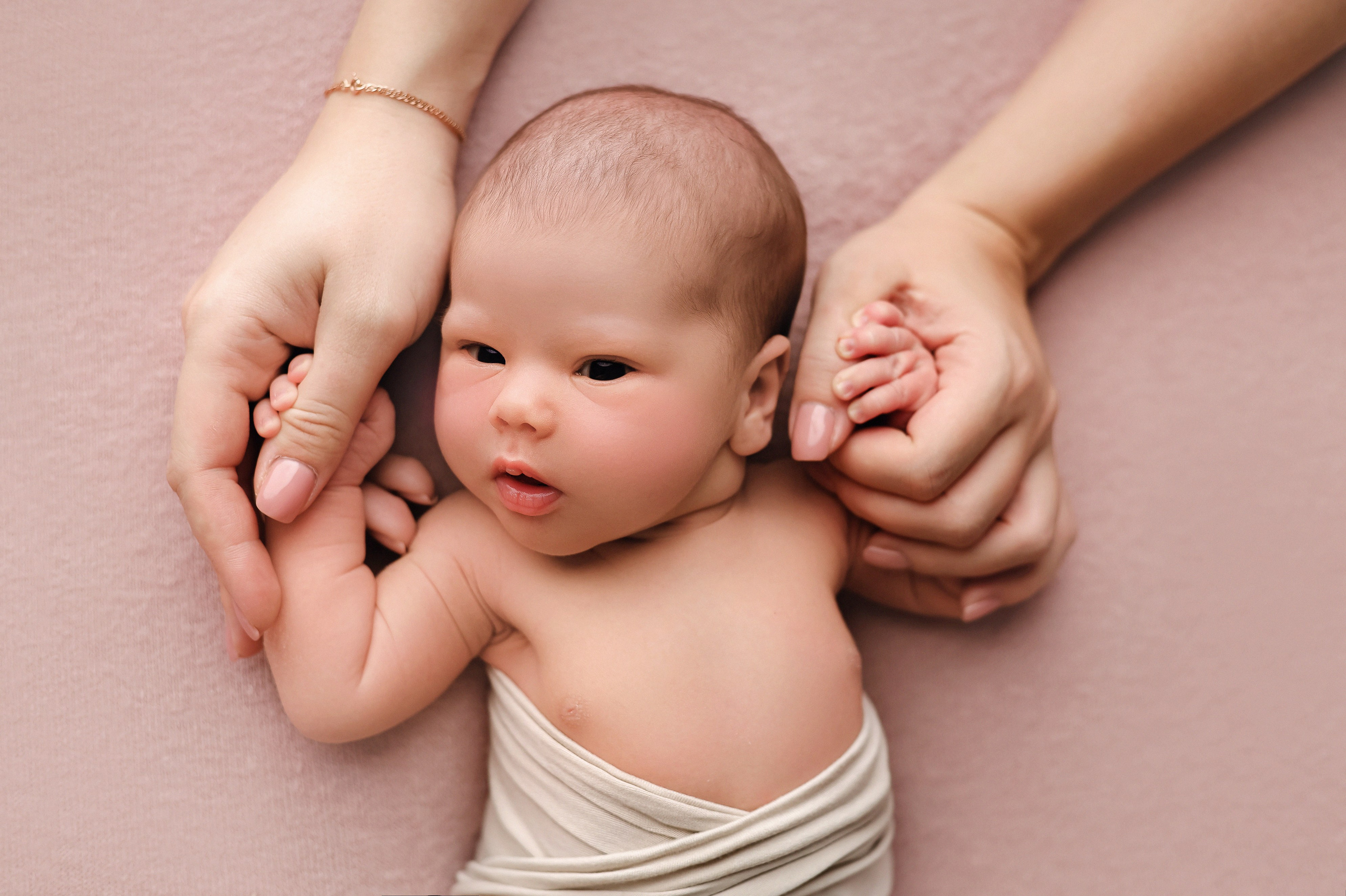 Новорожденные. Семейный фотограф и фотограф новорожденных в Санкт-Петербурге Алевтина