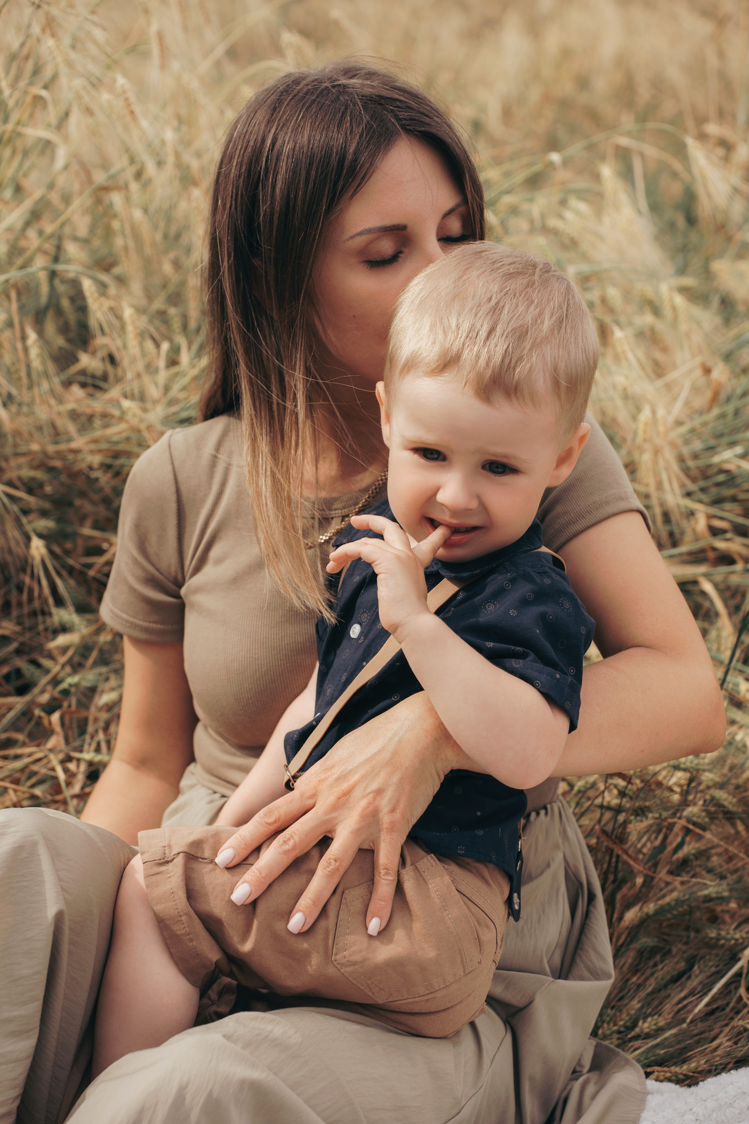Золотое лето мамы и сына. Ваш семейный фотограф в Минске — Вика Трегубова