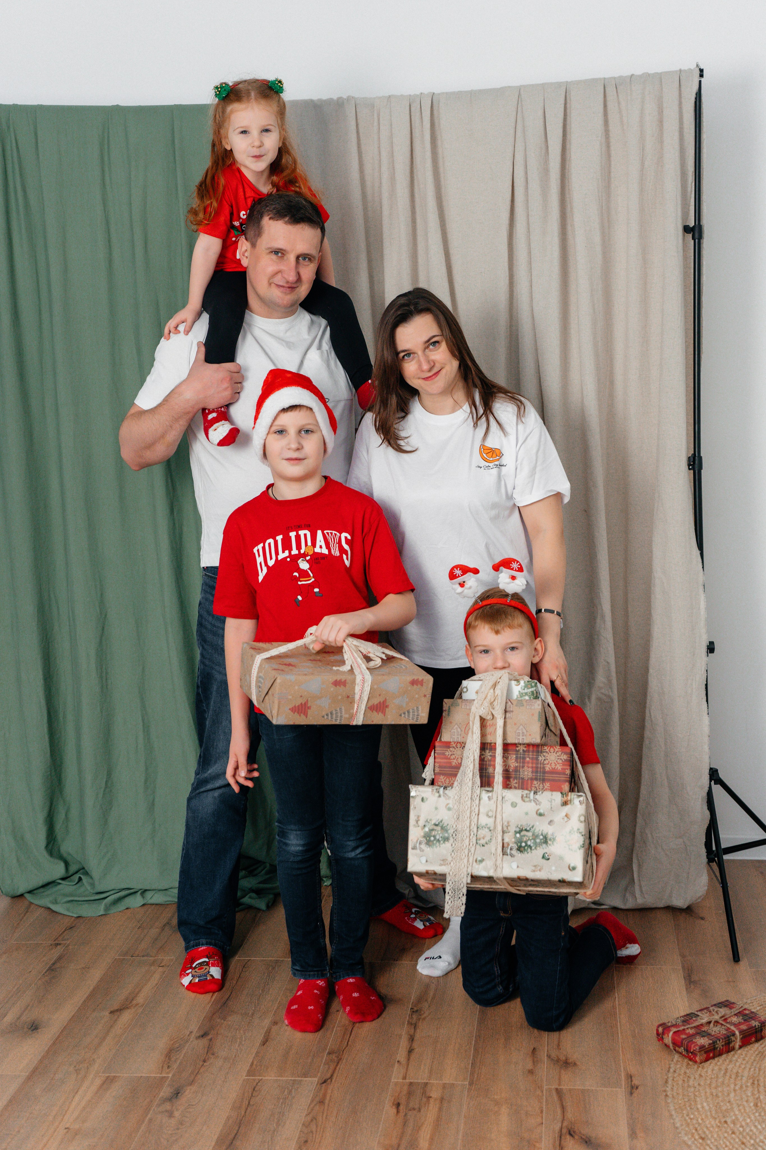 Семейная съёмка — Новый год. Ваш семейный фотограф в Минске — Вика Трегубова