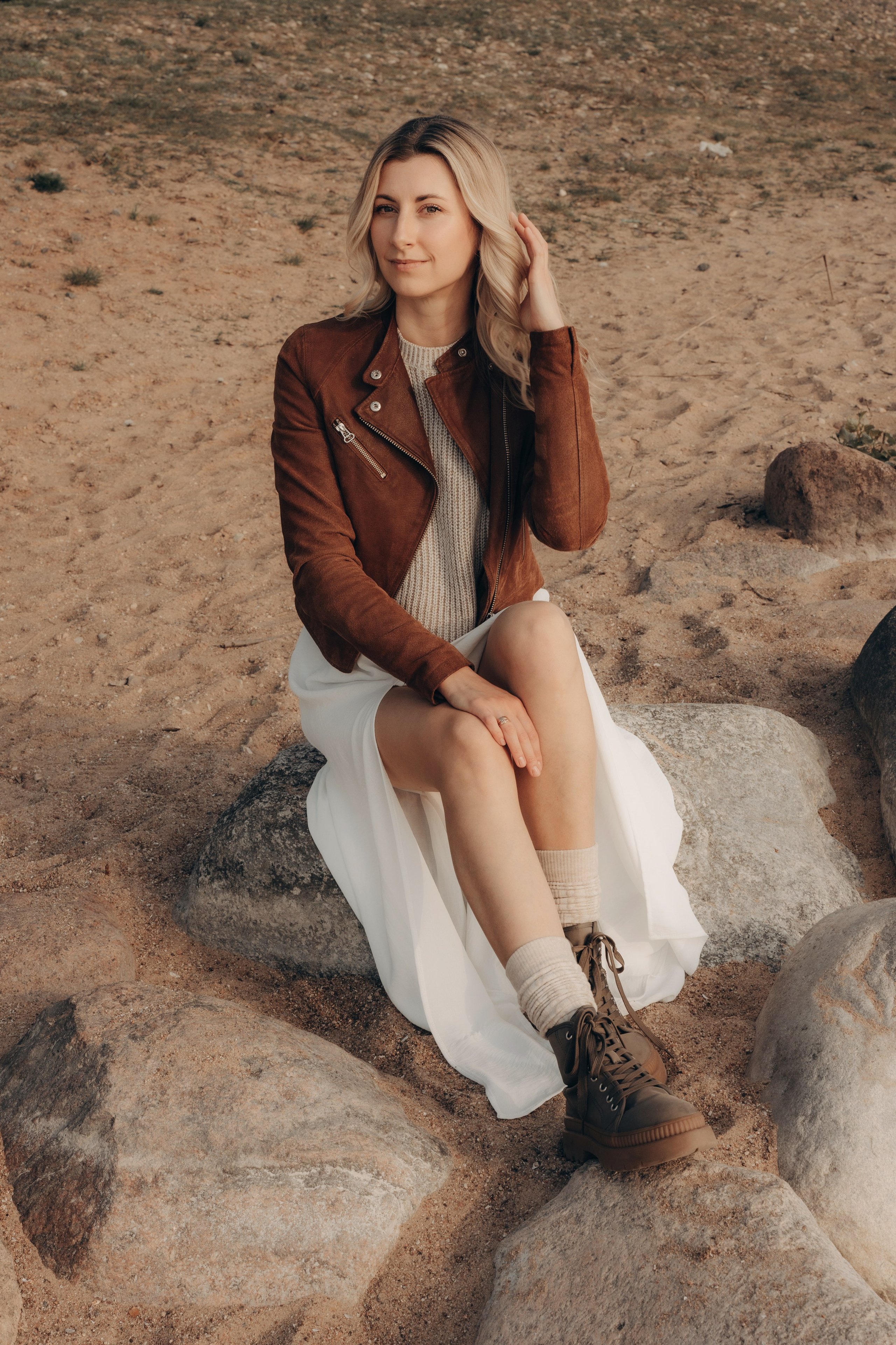 Весеннее тепло семьи на берегу Минского моря. Ваш семейный фотограф в Минске — Вика Трегубова