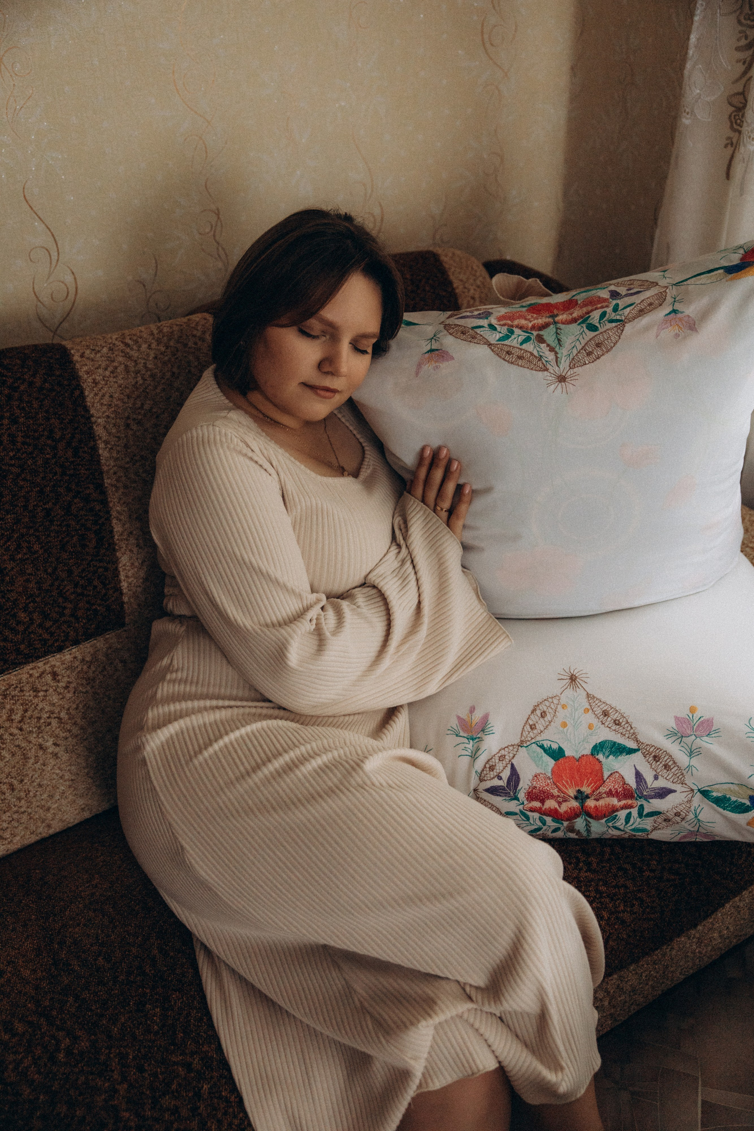 Аня и бабушка. Семейный фотограф Губкин/Старый Оскол