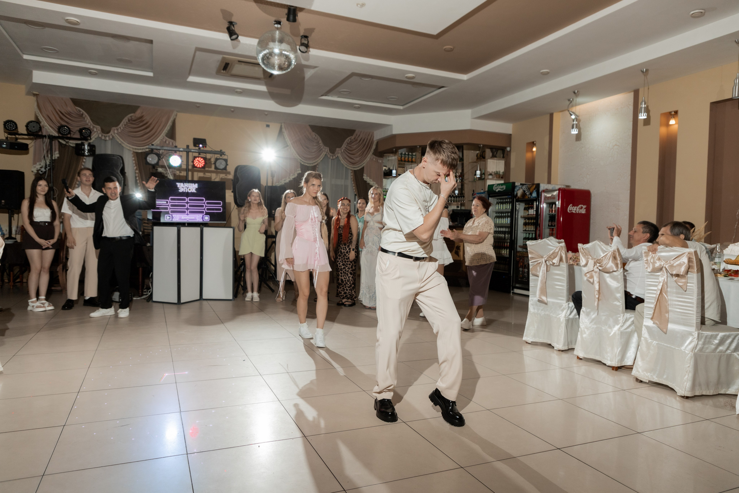 Роман и Александра (банкет). Свадебный фотограф Ангелина Сунгатулина | Саратов | Балаково | Вольск