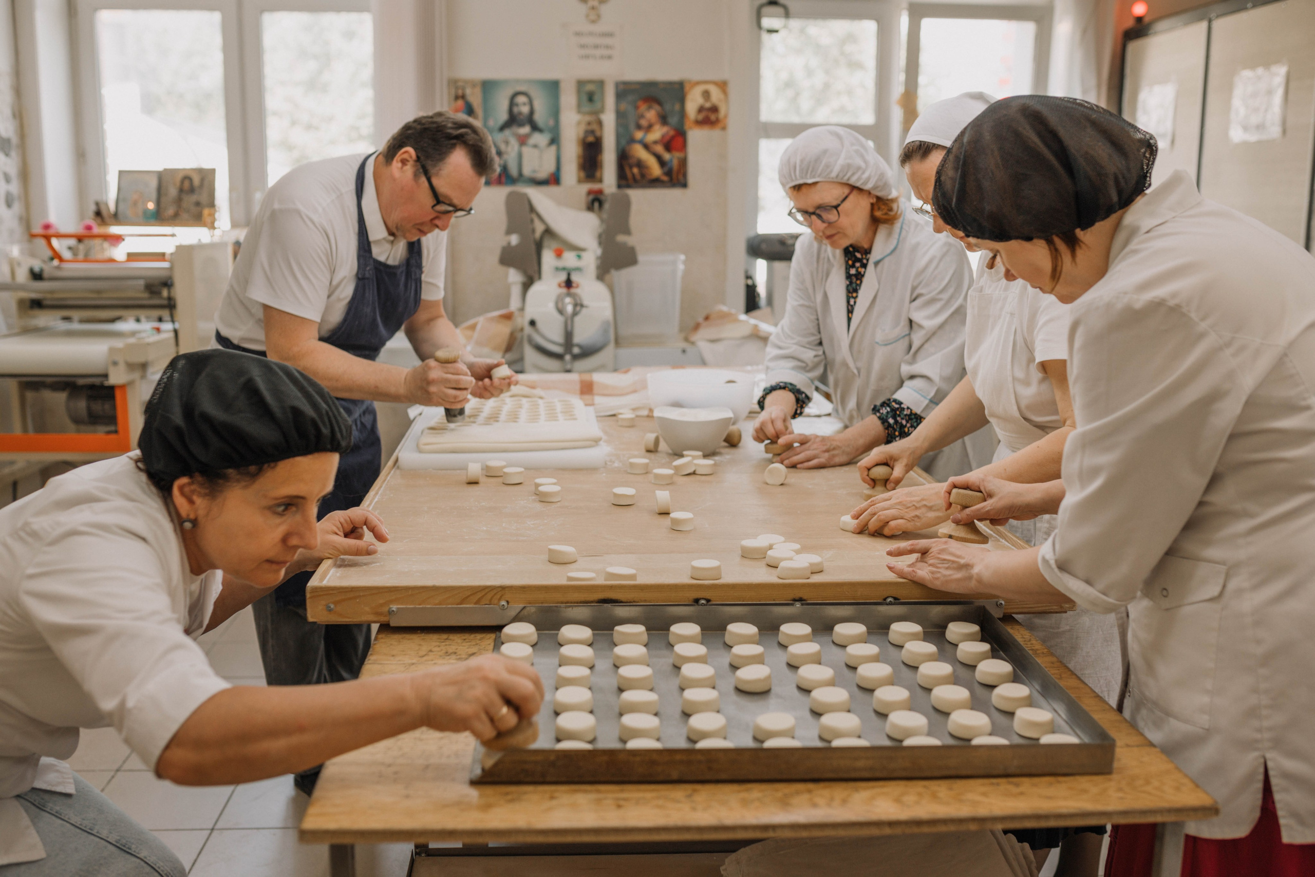 Выпечка Просфор. Артеменкова Анна Фотограф