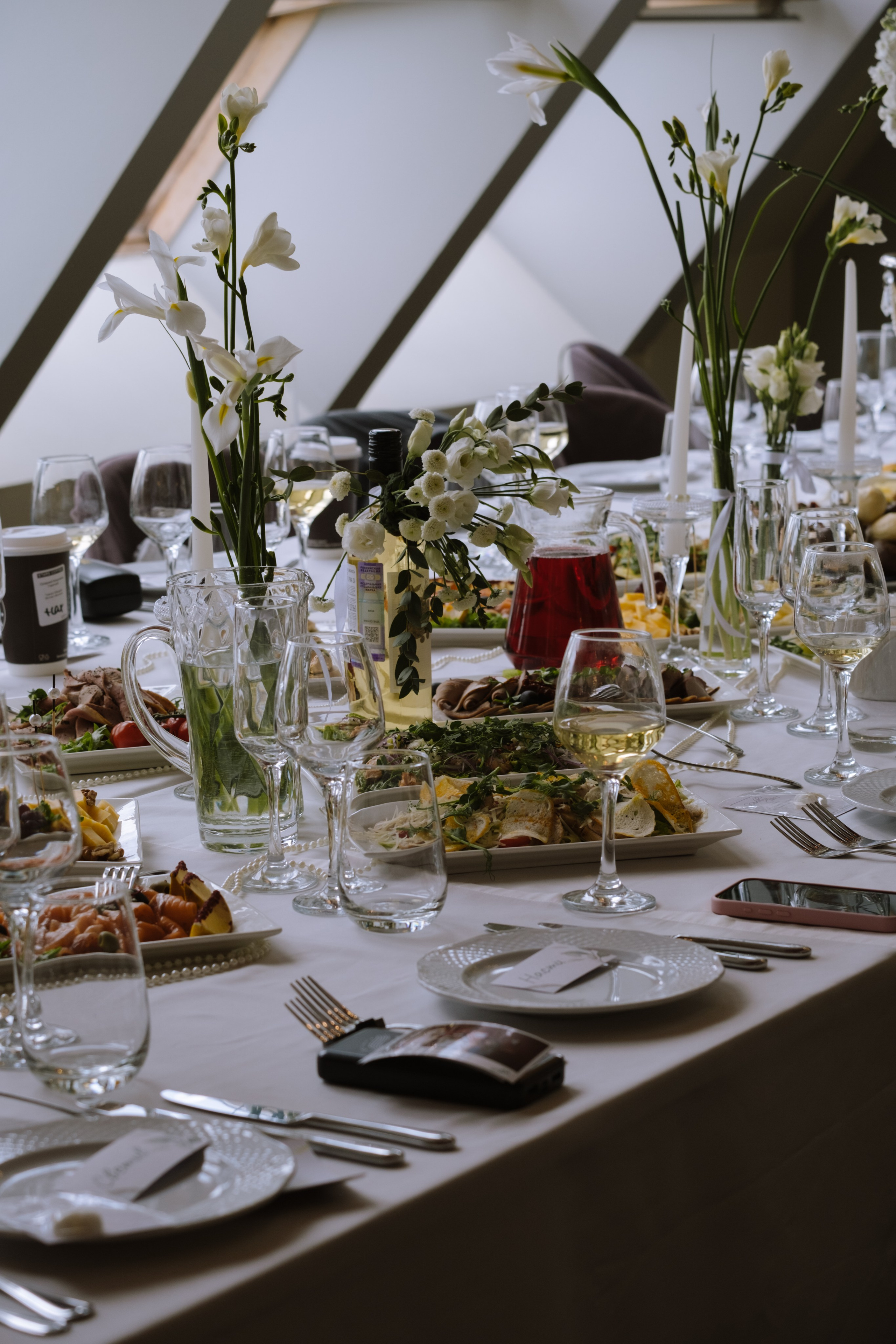 СВАДЕБНЫЙ БАНКЕТ НА ВЛАДИМИРСКОЙ В САНКТ-ПЕТЕРБУРГЕ (КАМЕРНАЯ СВАДЬБА). Профессиональный фотограф, Санкт-Петербург — Виктория Богомолова