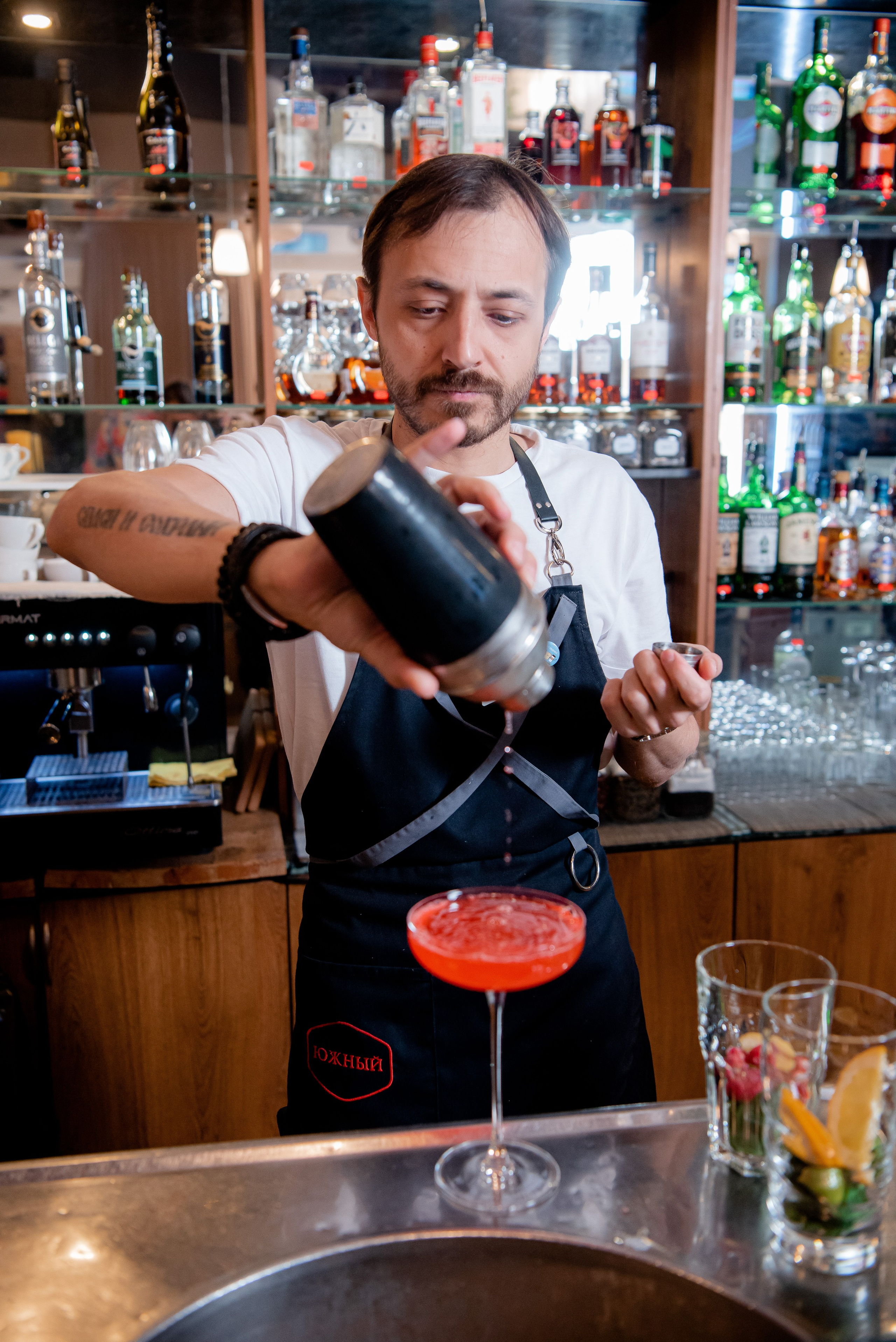 Отель Южный и Сити Холл. Волгоград. Фотограф в Волгограде и Волжском Александр Горбань