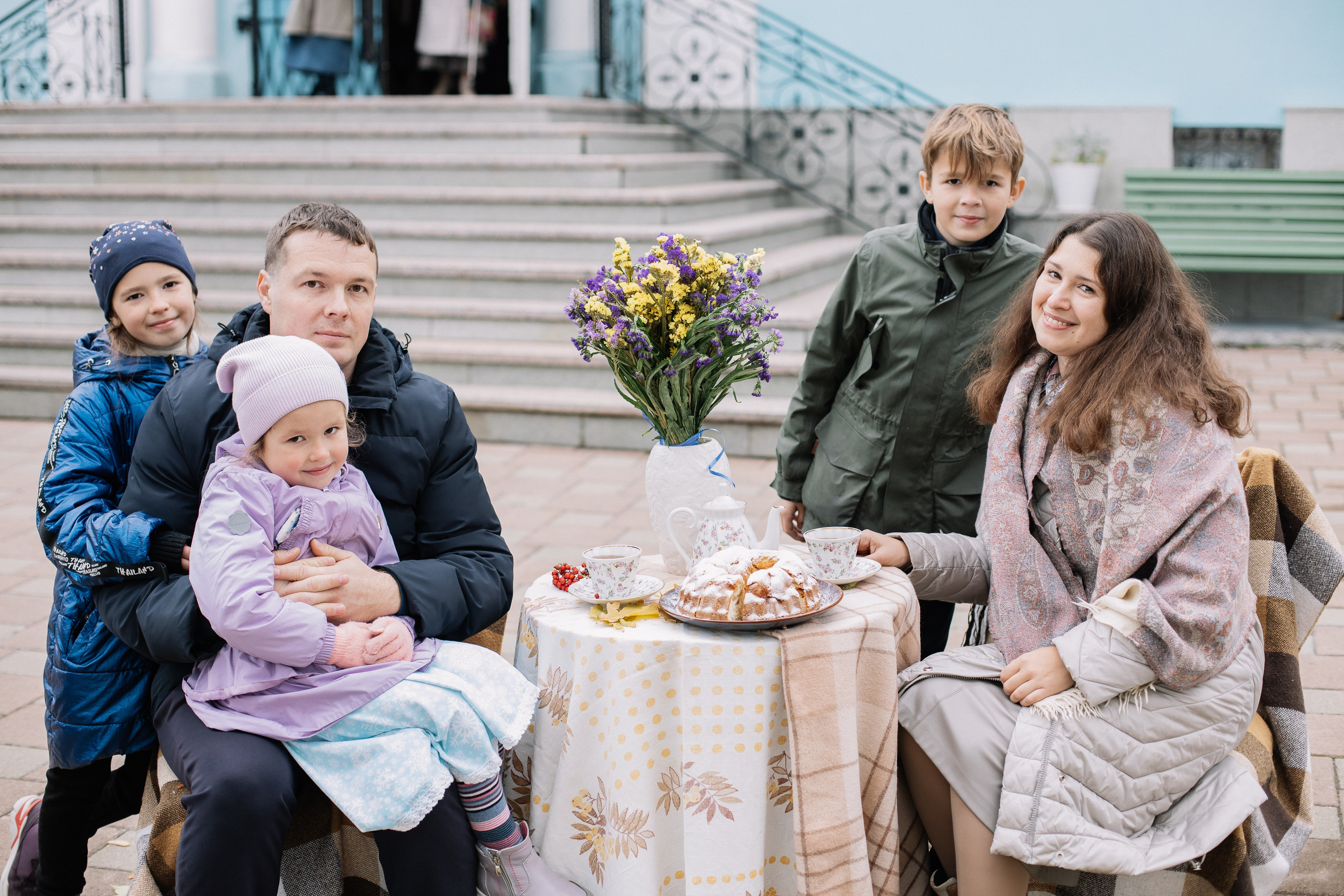Покров в храме Иоанна Предтечи. Семейный фотограф Трусова Евгения в Екатеринбурге