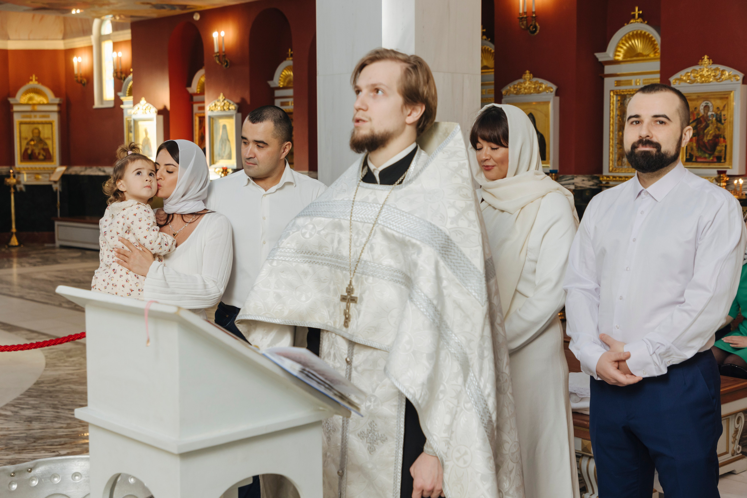 Крещение церковь Спас на Каменке. Фотограф на крещение в Санкт Петербурге
