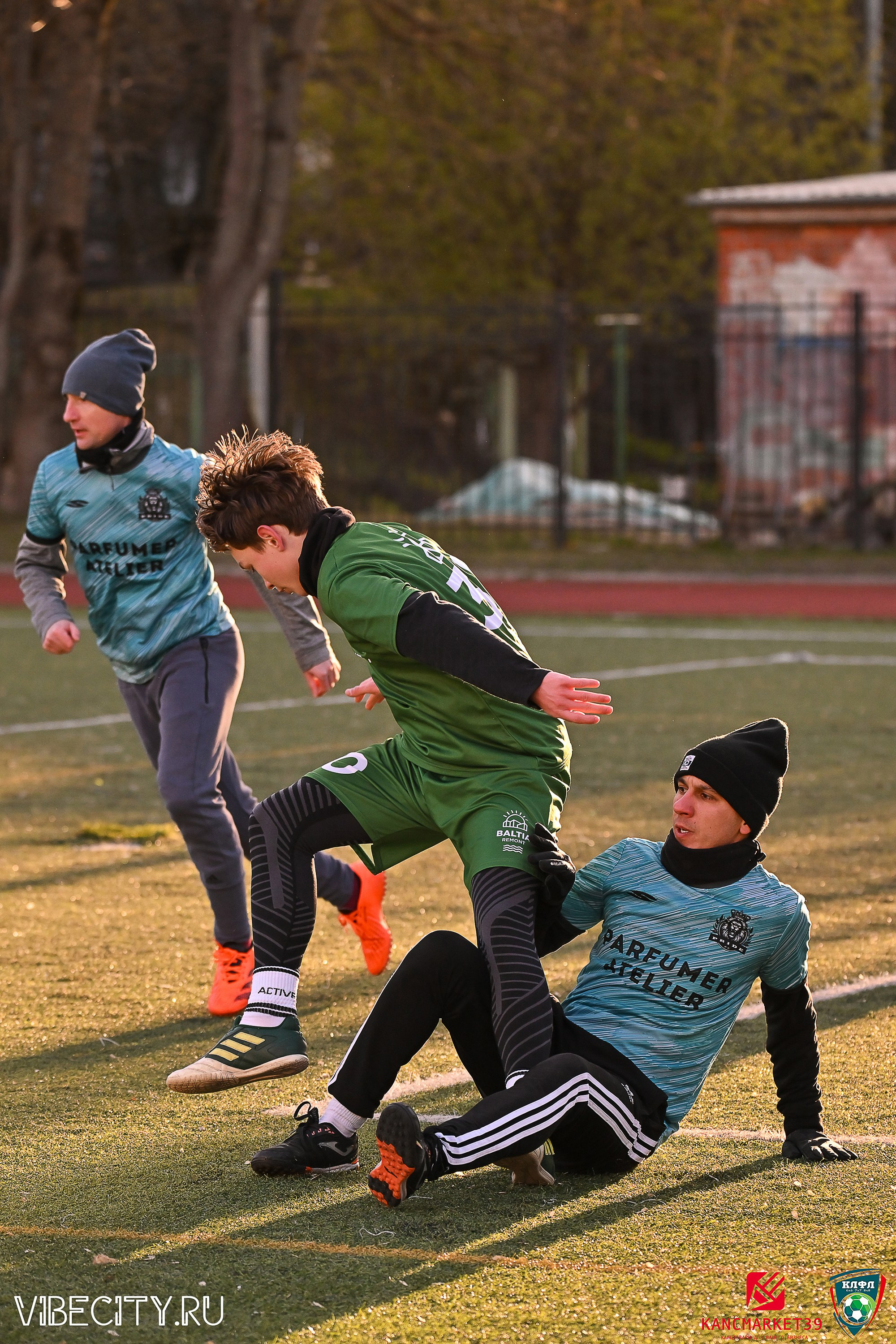 XX ЧЕМПИОНАТ КАЛИНИНГРАДСКОЙ ЛФЛ КАНЦМАРКЕТ39 сезона 2024–2025 гг. VIBECITY.RU Вайб Сити Ру Фоторепортажи Фотоотчеты Калининград