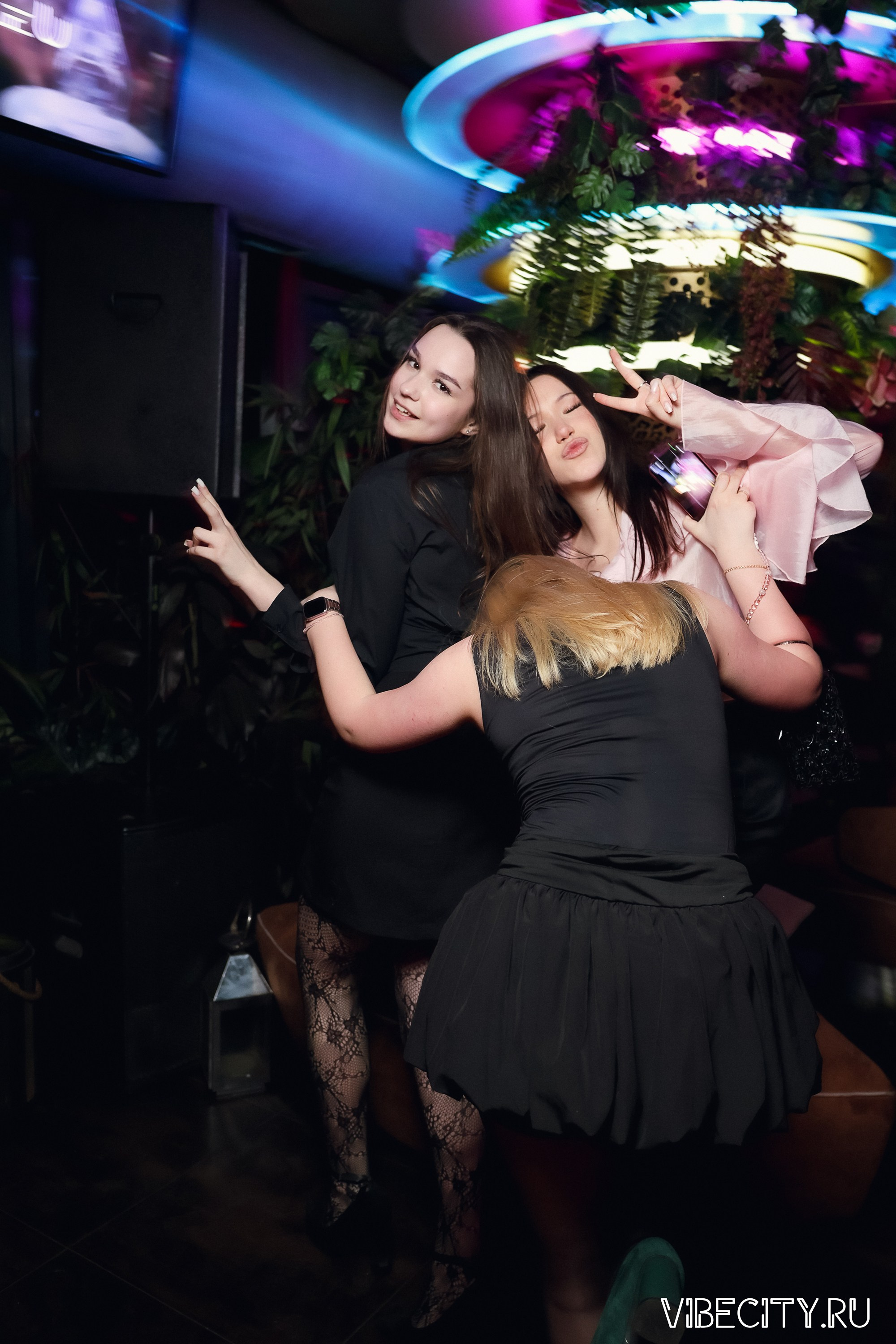 DOUBLE U. VIBECITY.RU Вайб Сити Ру Фоторепортажи Фотоотчеты Калининград