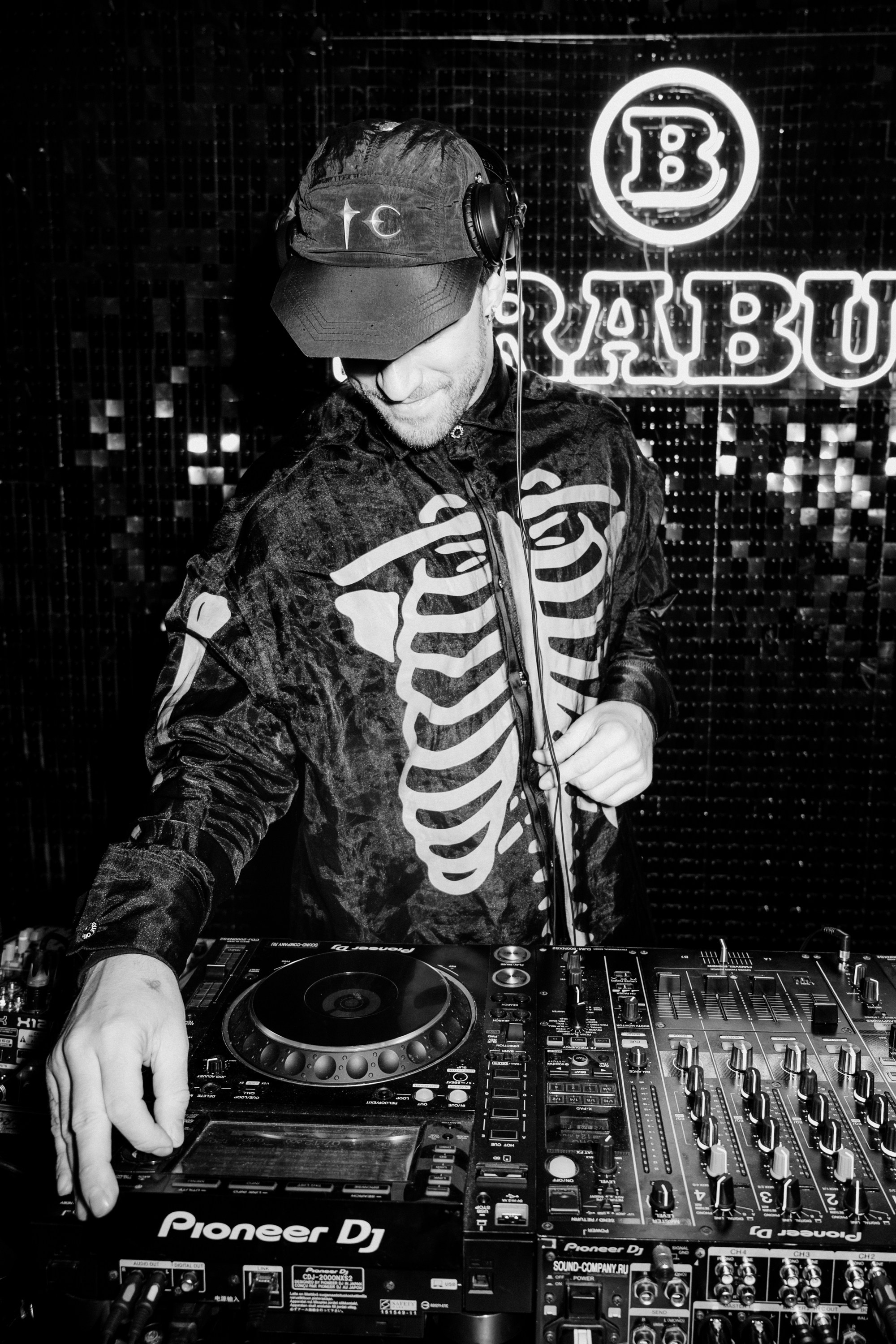 BRABUS X GREATS. Бэкстейдж и репортажный фотограф в Москве Артем Онацко