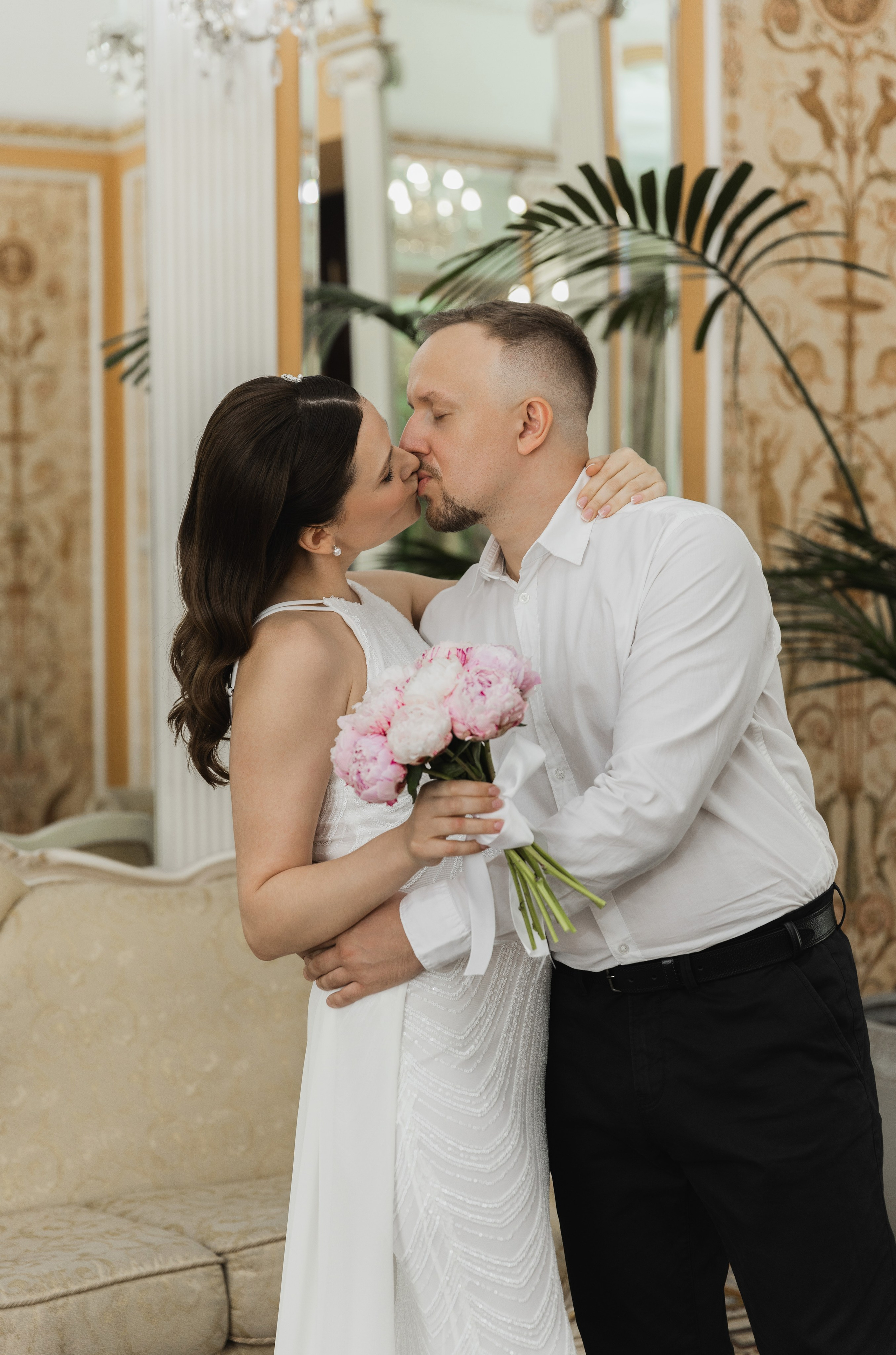 Сергей & Татьяна (Грибоедовский загс и прогулка в Кусково). Фотограф в Москве Юлия Хамзина