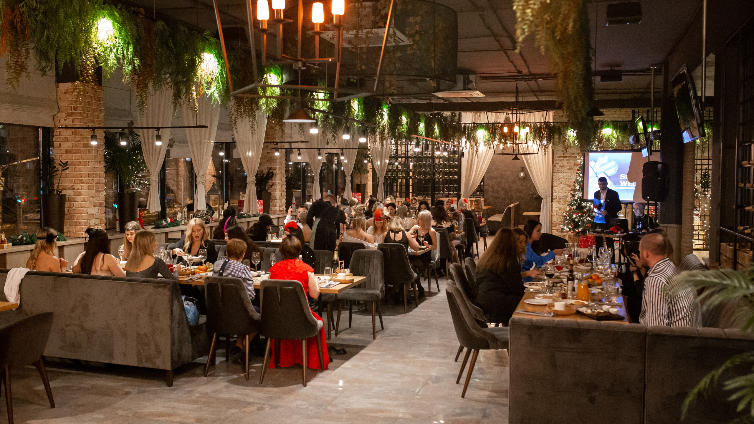 #фотографтольятти #фотографтлт #семейнаяфотосессия #домашняяфотосессиятольятти #мамытольятти #тлт #тольятти #фотоистория #семейныетрадиции #новогодняяфотосессиятольятти #фотограф репортаж корпортив репортажная съемка тольятти