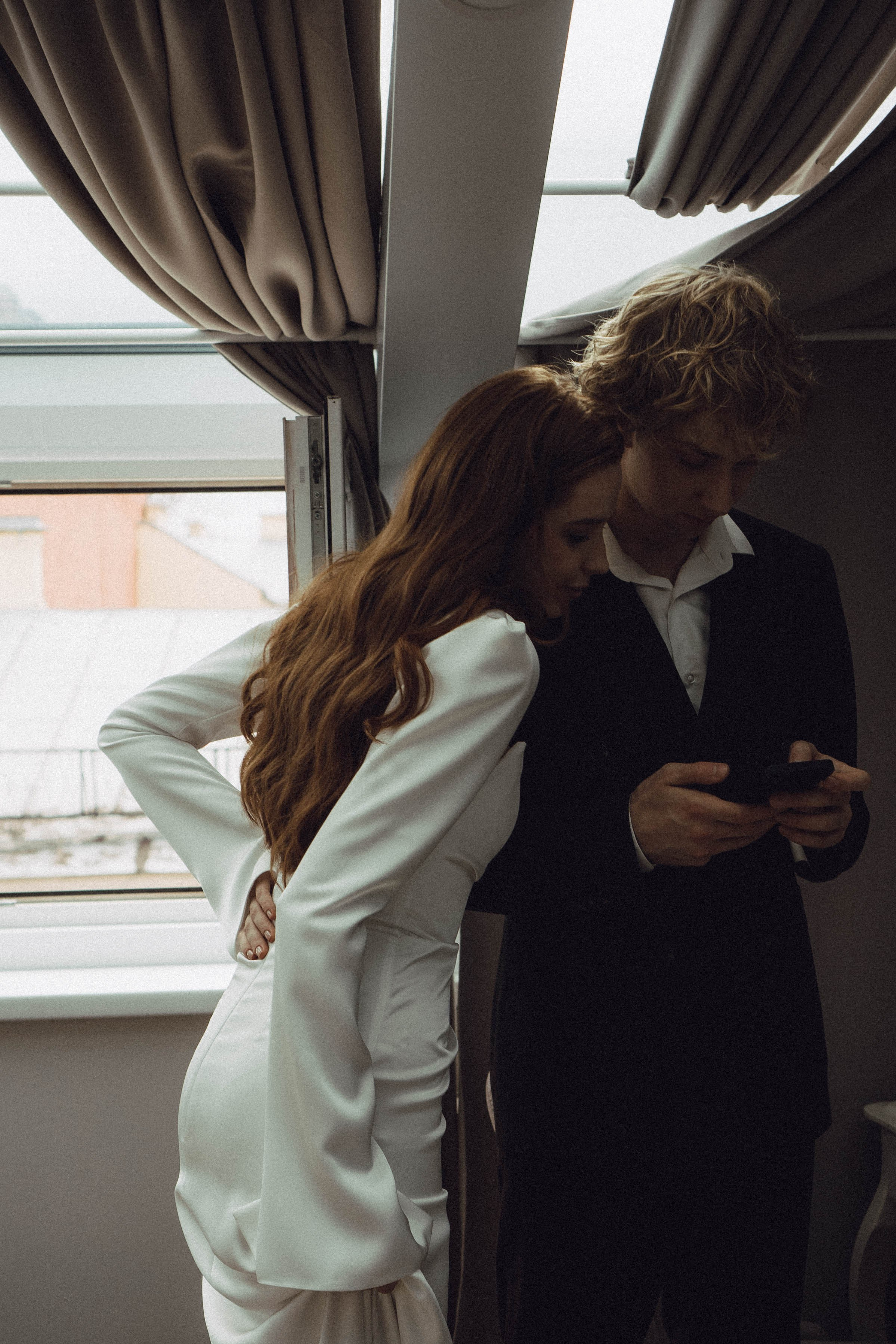 СВАДЕБНАЯ СЬЕМКА В ОТЕЛЕ. СБОРЫ ЖЕНИХА И НЕВЕСТЫ И ТАКЖЕ ТОР И ПОДГОТОВКА К ПРОГУЛКЕ. Профессиональный фотограф, Санкт-Петербург — Виктория Богомолова