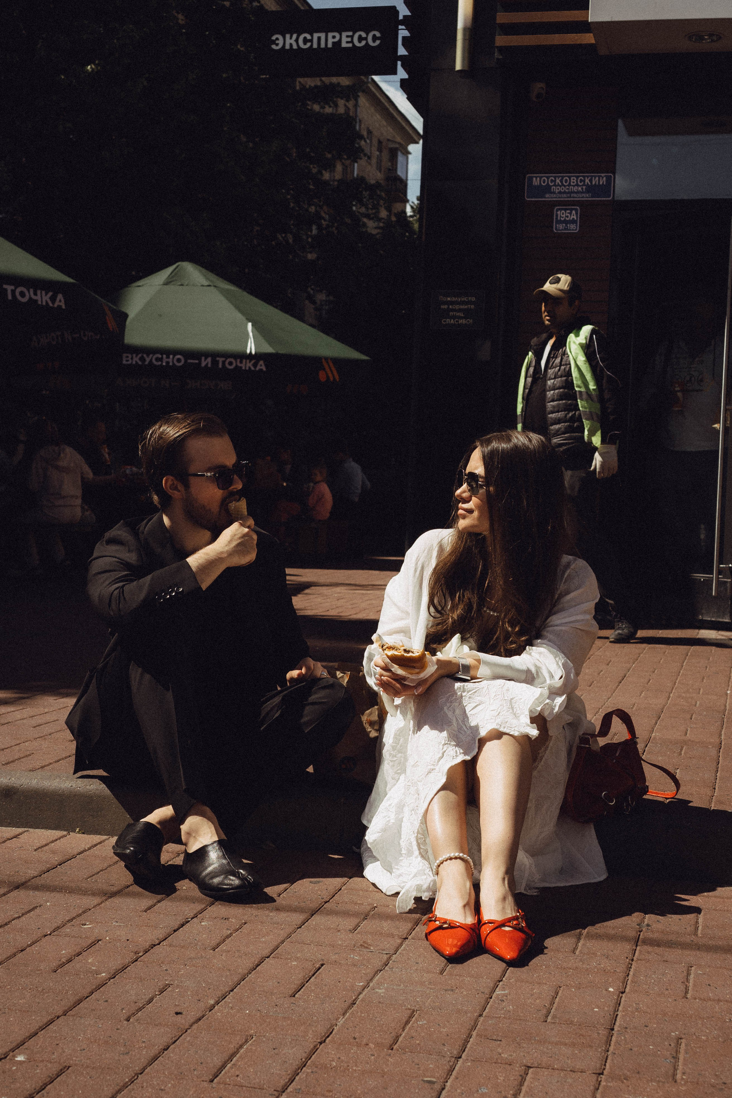 СВАДЕБНАЯ СЬЕМКА В ПАРКЕ ПОБЕДЫ И ПРОГУЛКА ПО МОСКОВСКОМУ ПРОСПЕКТУ. Профессиональный фотограф, Санкт-Петербург — Виктория Богомолова