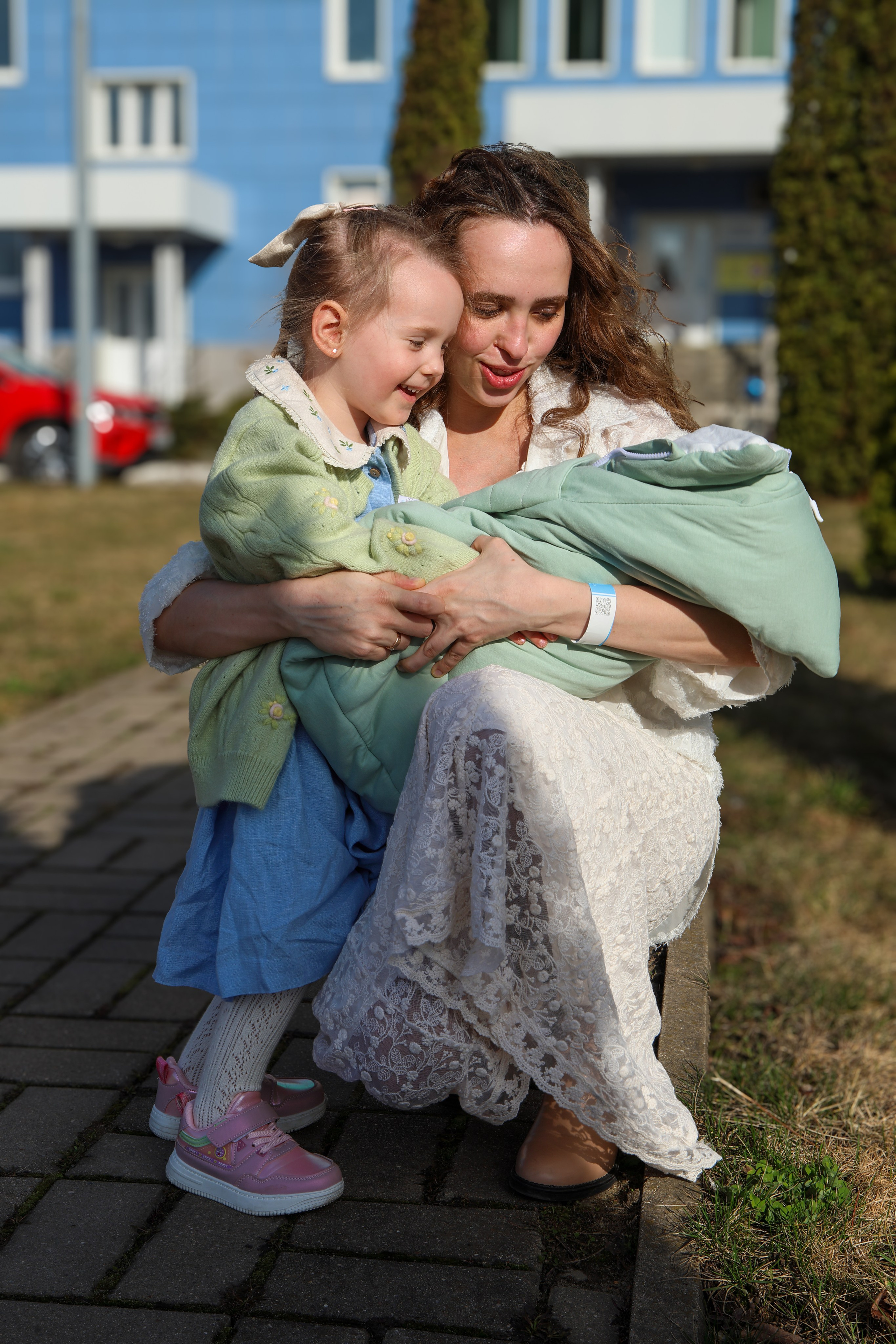 Выписка Яны и Ярослава. Фотограф в Курске Смирнов Евгений