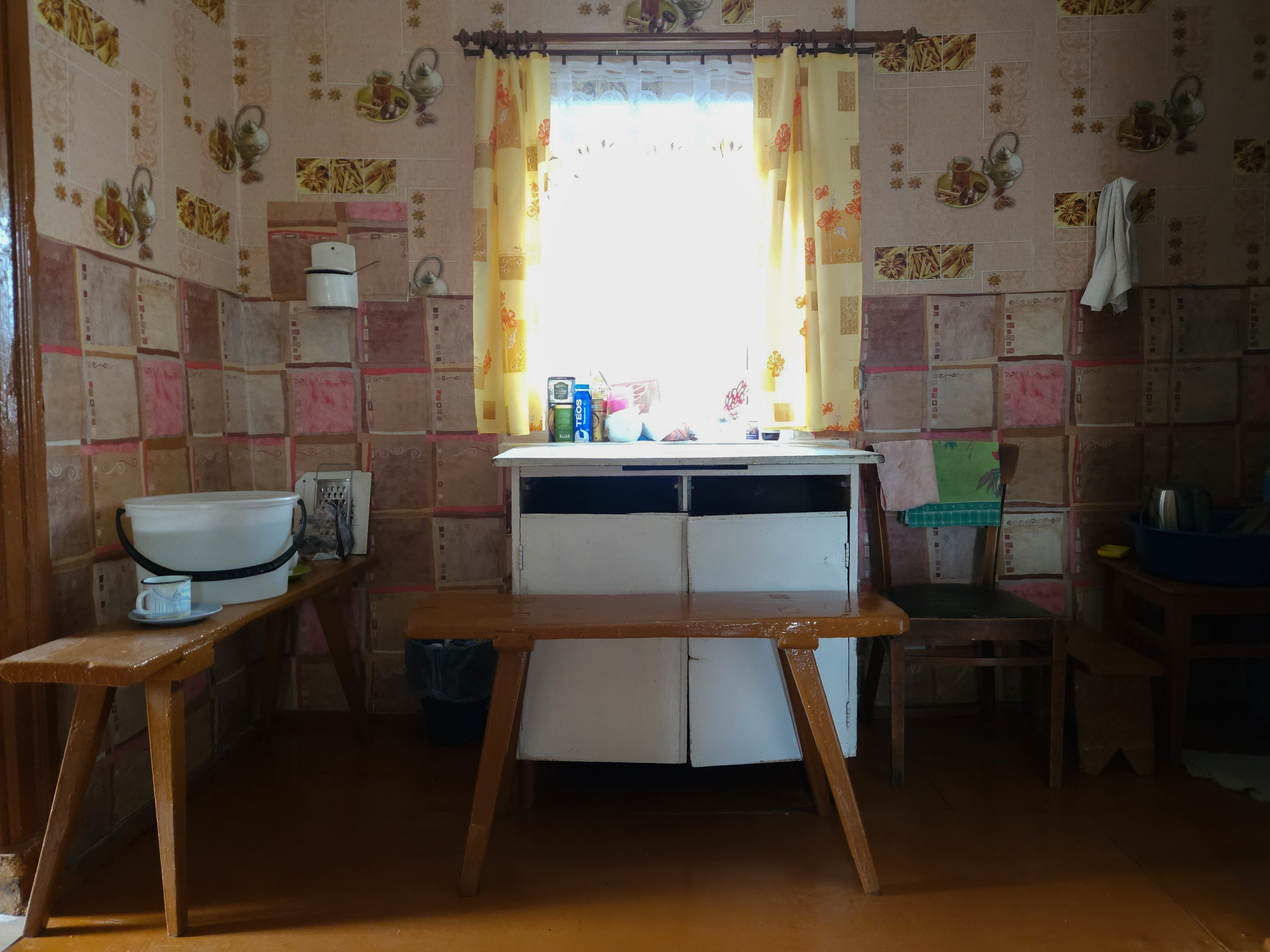 Home.land. Künstler Verstecktoff