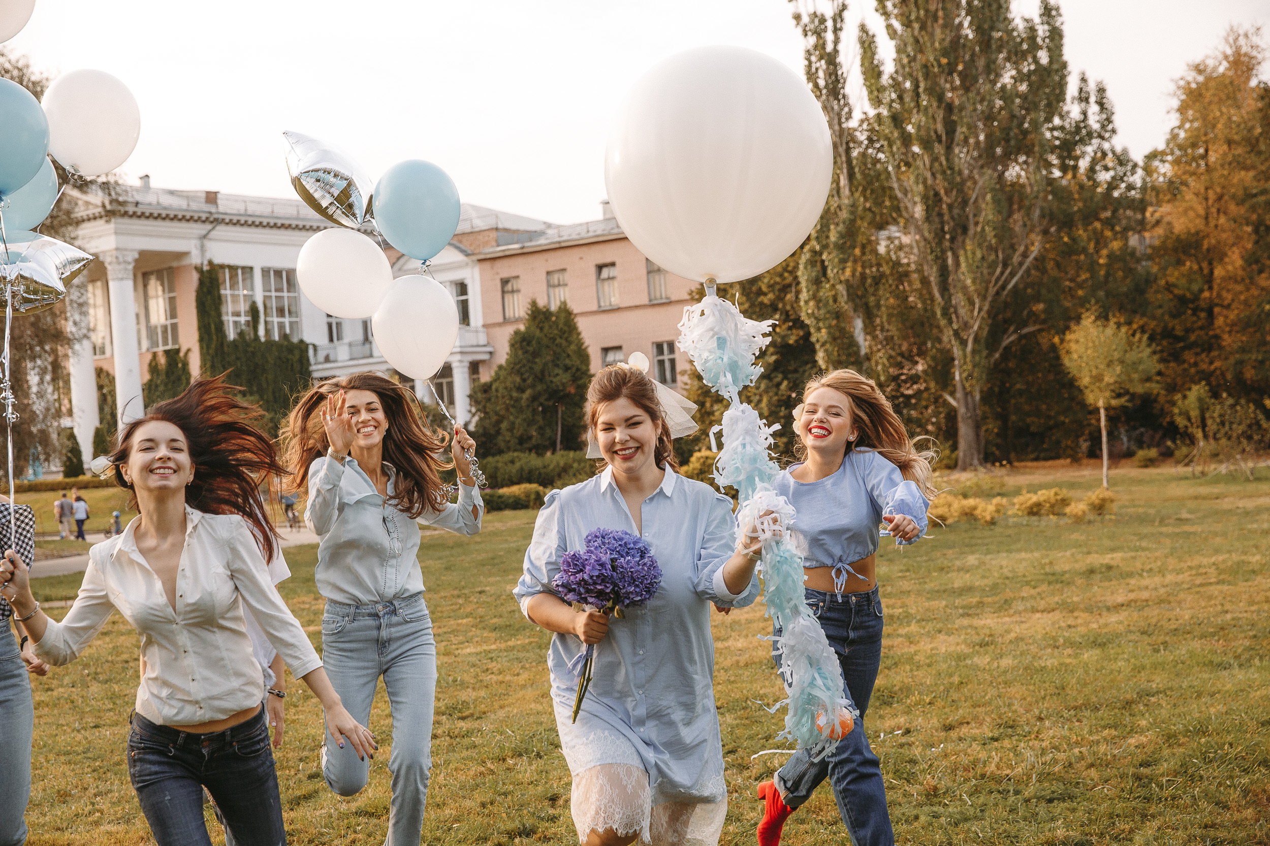 Фотограф на девичник на улице для Маргариты в Ботаническом саду