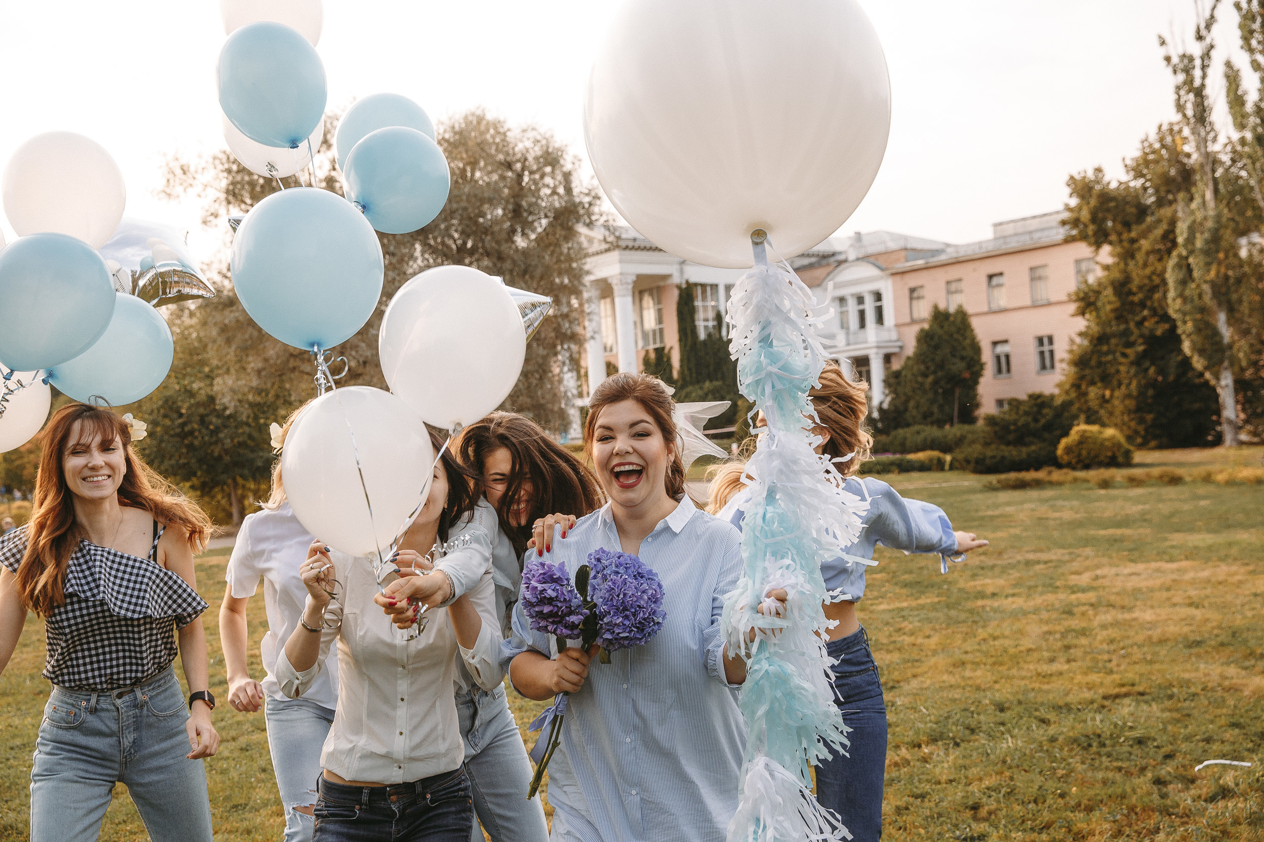 Фотограф на девичник на улице для Маргариты в Ботаническом саду