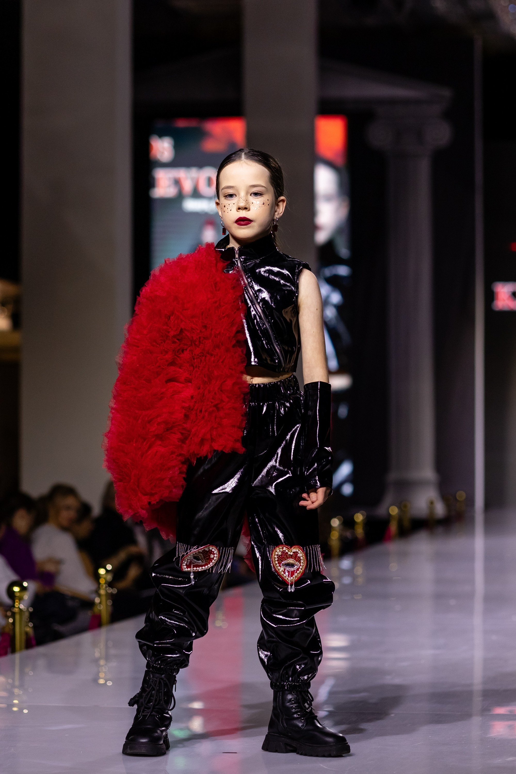 ESTET FASHION WEEK (KIDs REVOLUTION). Татьяна Чернышова свадебный фотограф Москва