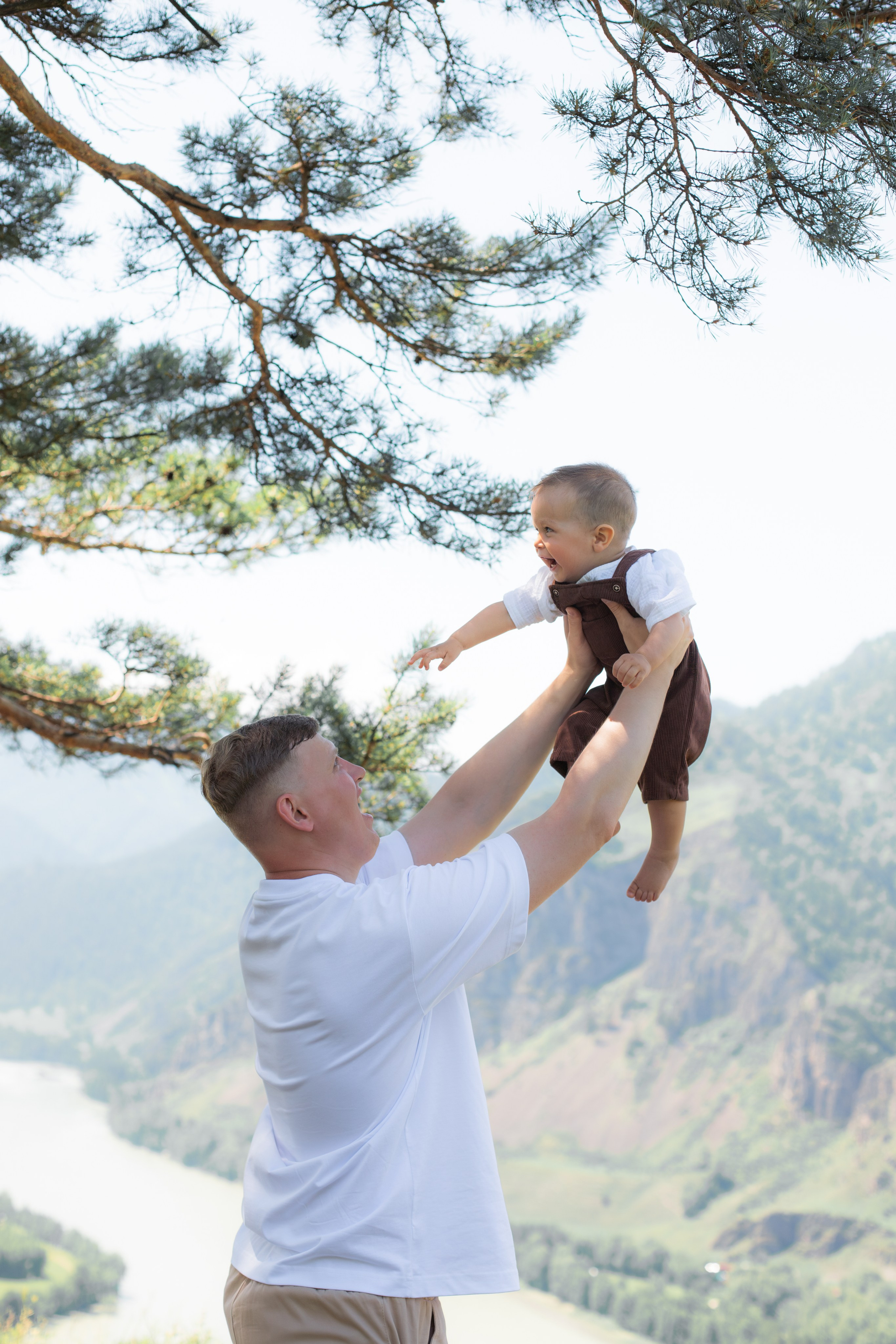 Марку 1 годик. Фотограф Нина Брандт в Горном Алтае
