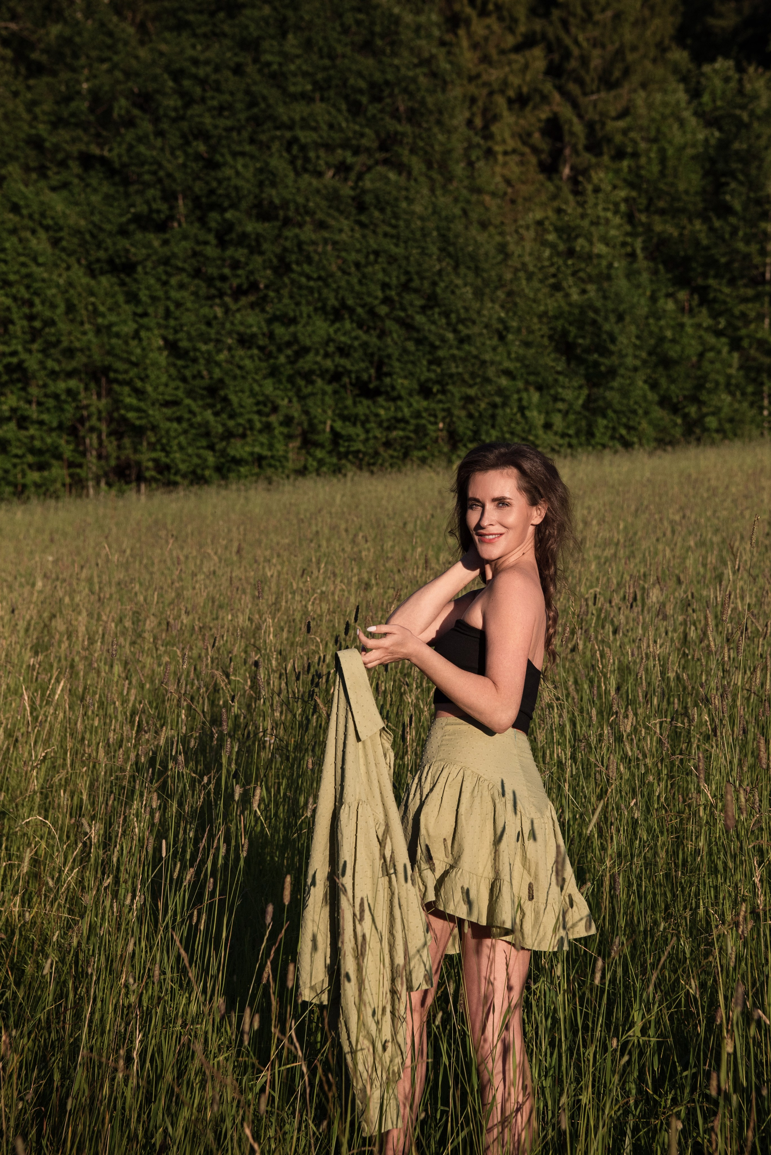 Фотосессия в поле. Фотосессия с мотоциклом. Катя. Фотограф новорождённых детский фотограф Сыктывкар Наталья Линдт