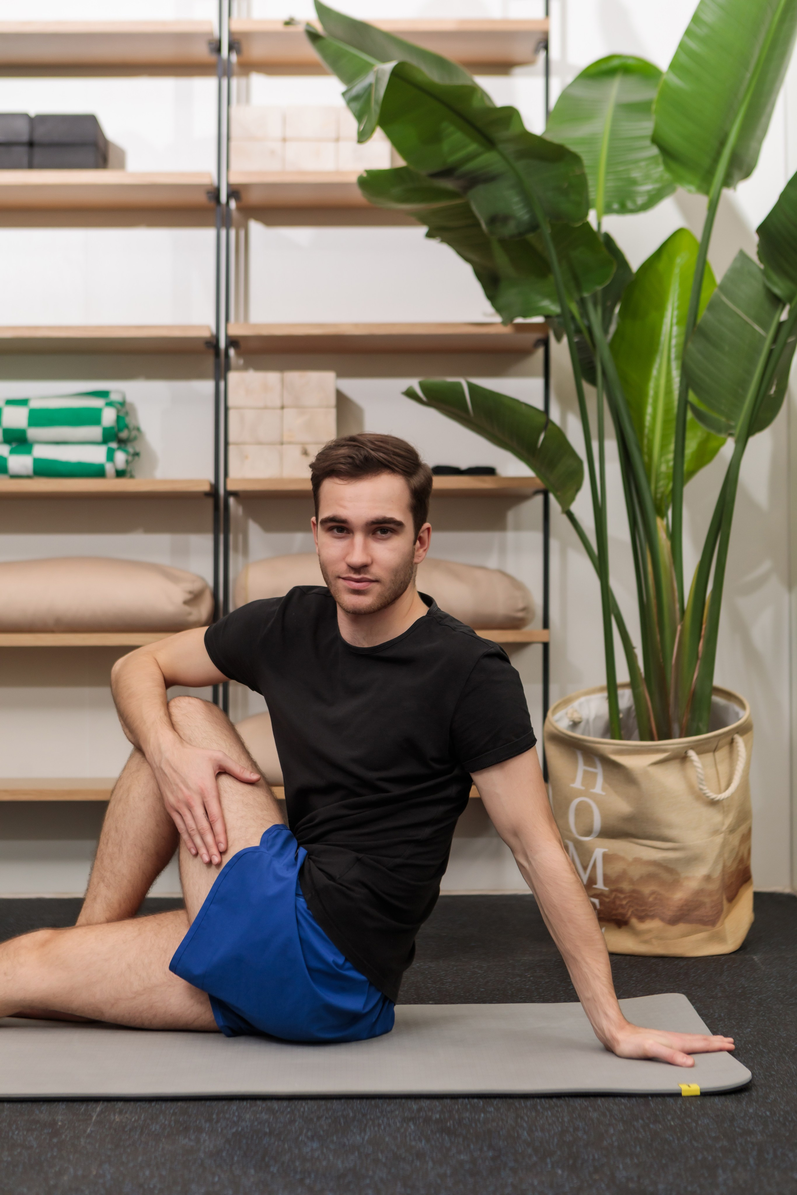 Фитнес-клуб Parus fit. Брук Артём