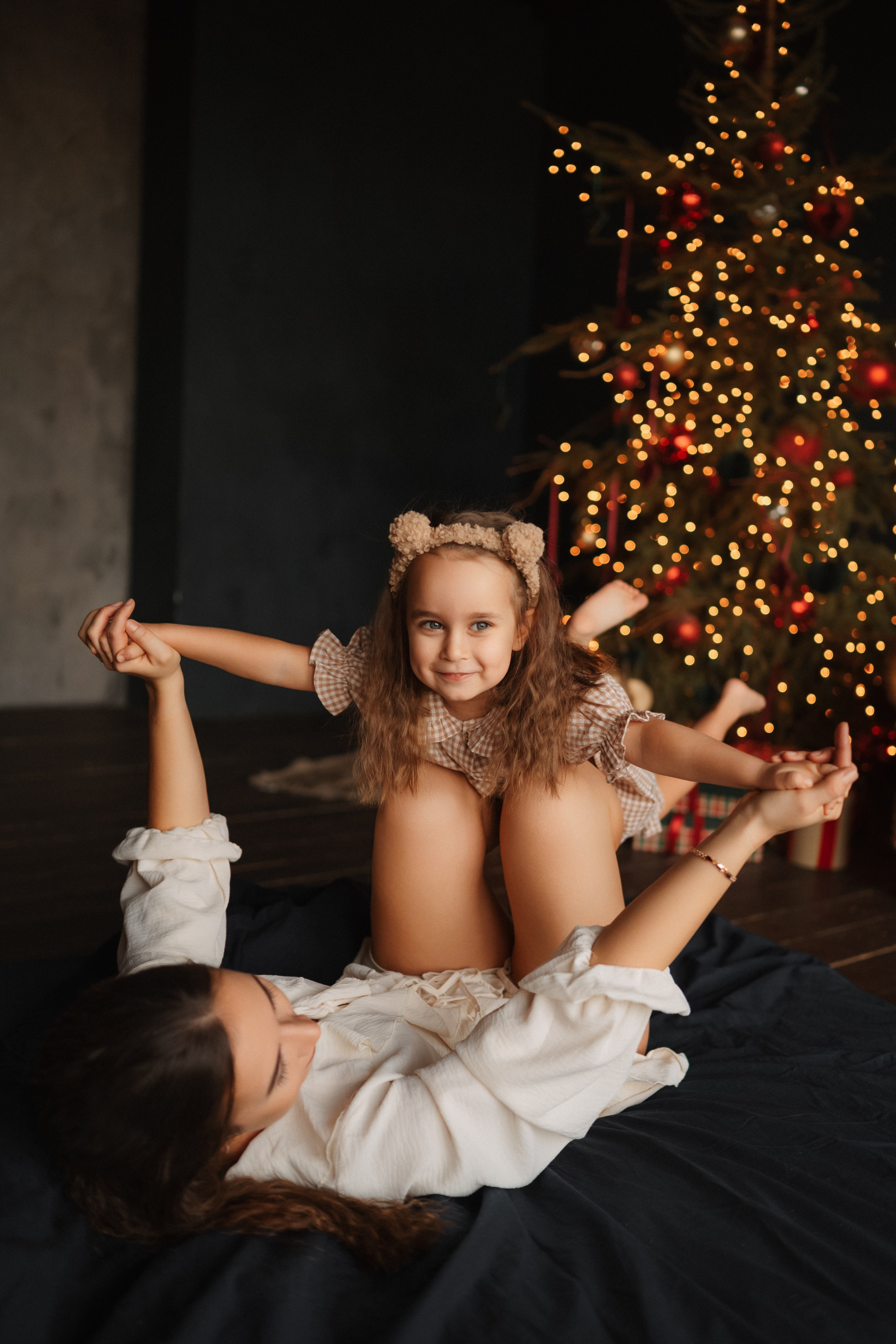 Лада, Алиса, Андрей и Фифи. Дьяконова Валерия семейный и детский фотограф в Санкт-Петербурге