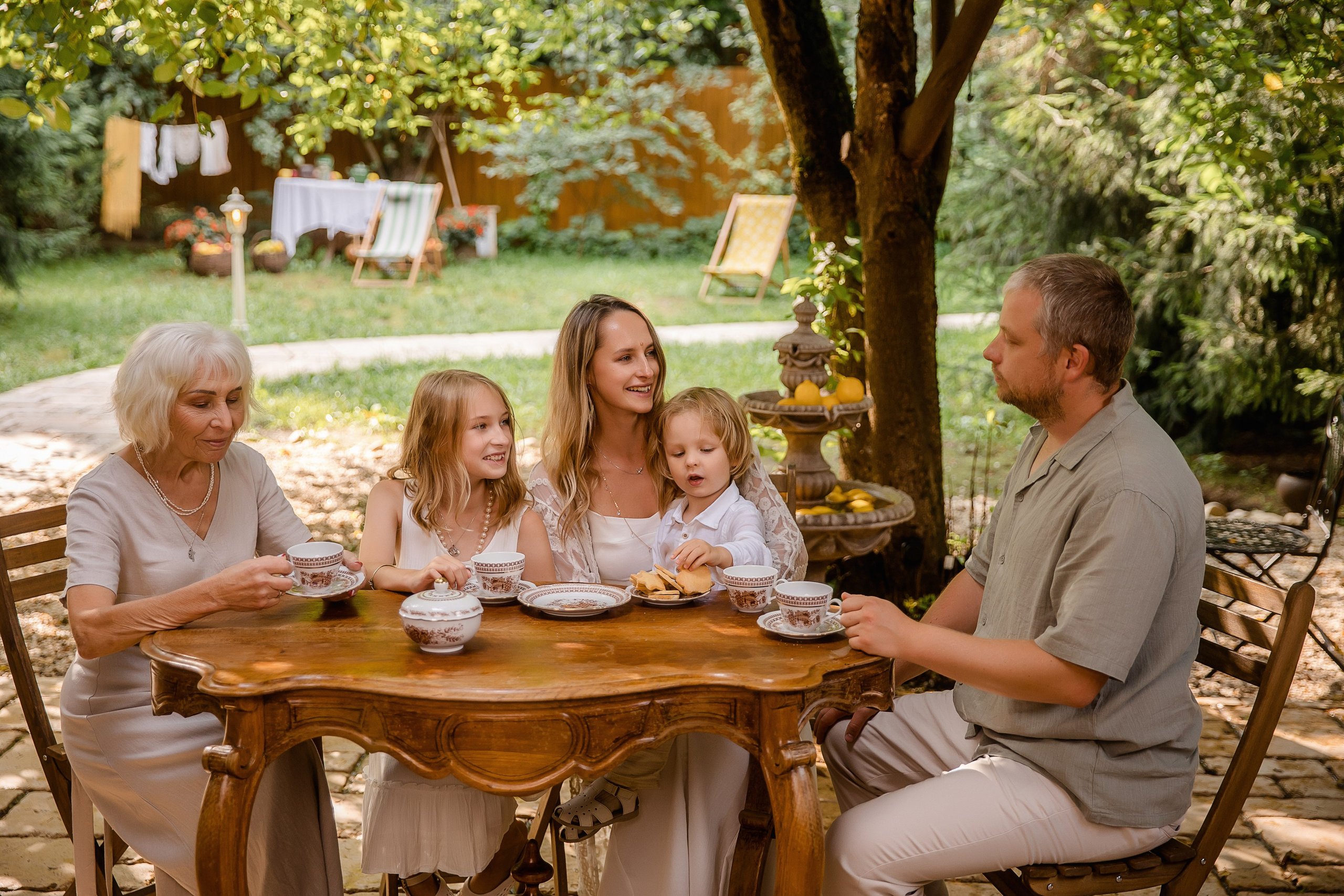 Итальянская дача в Подмосковье или в гостях у бабушки. Семейный и детский фотограф в Москве Вера Ускова
