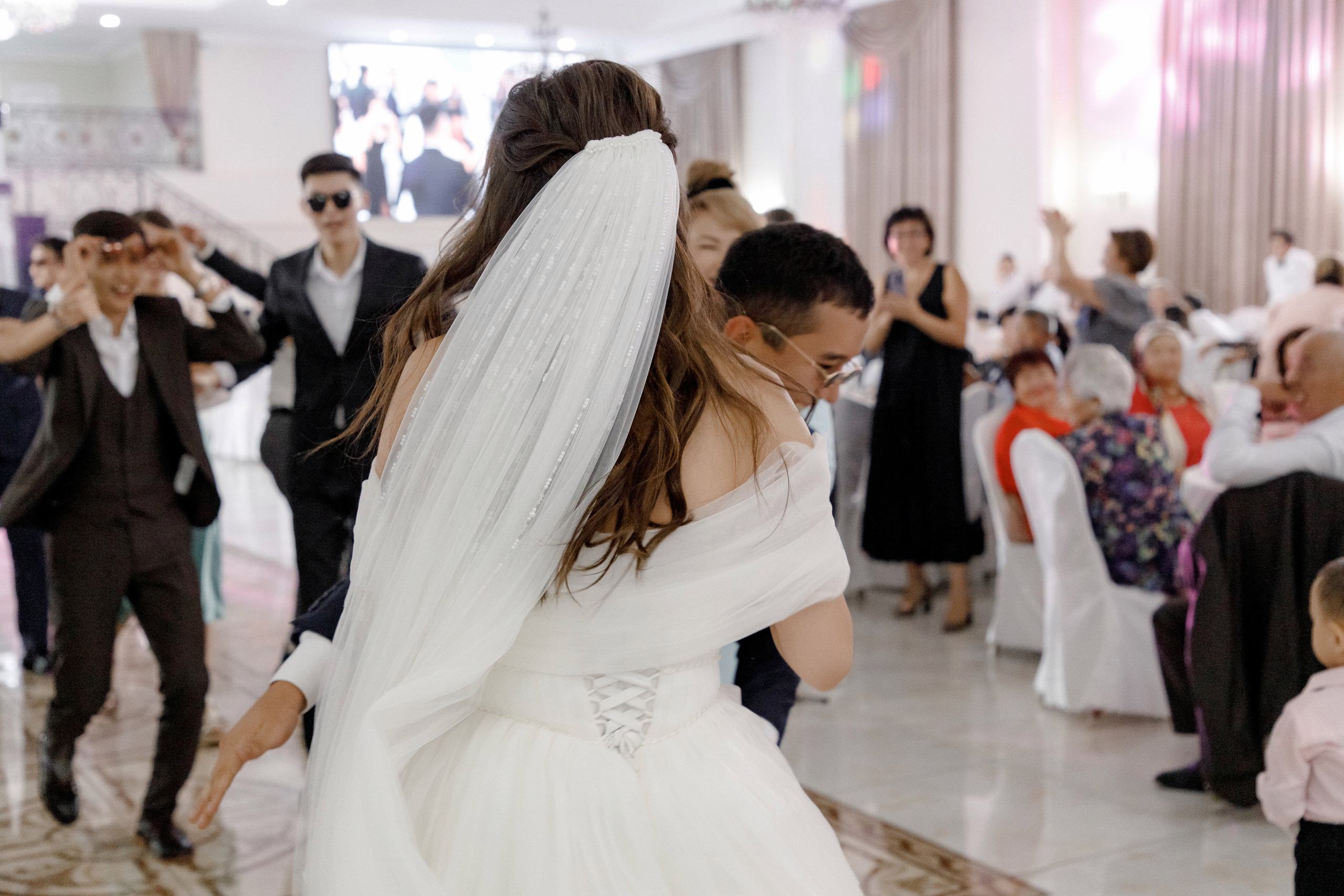 Асет & Камила. Фотограф Даурен Абилхаятов