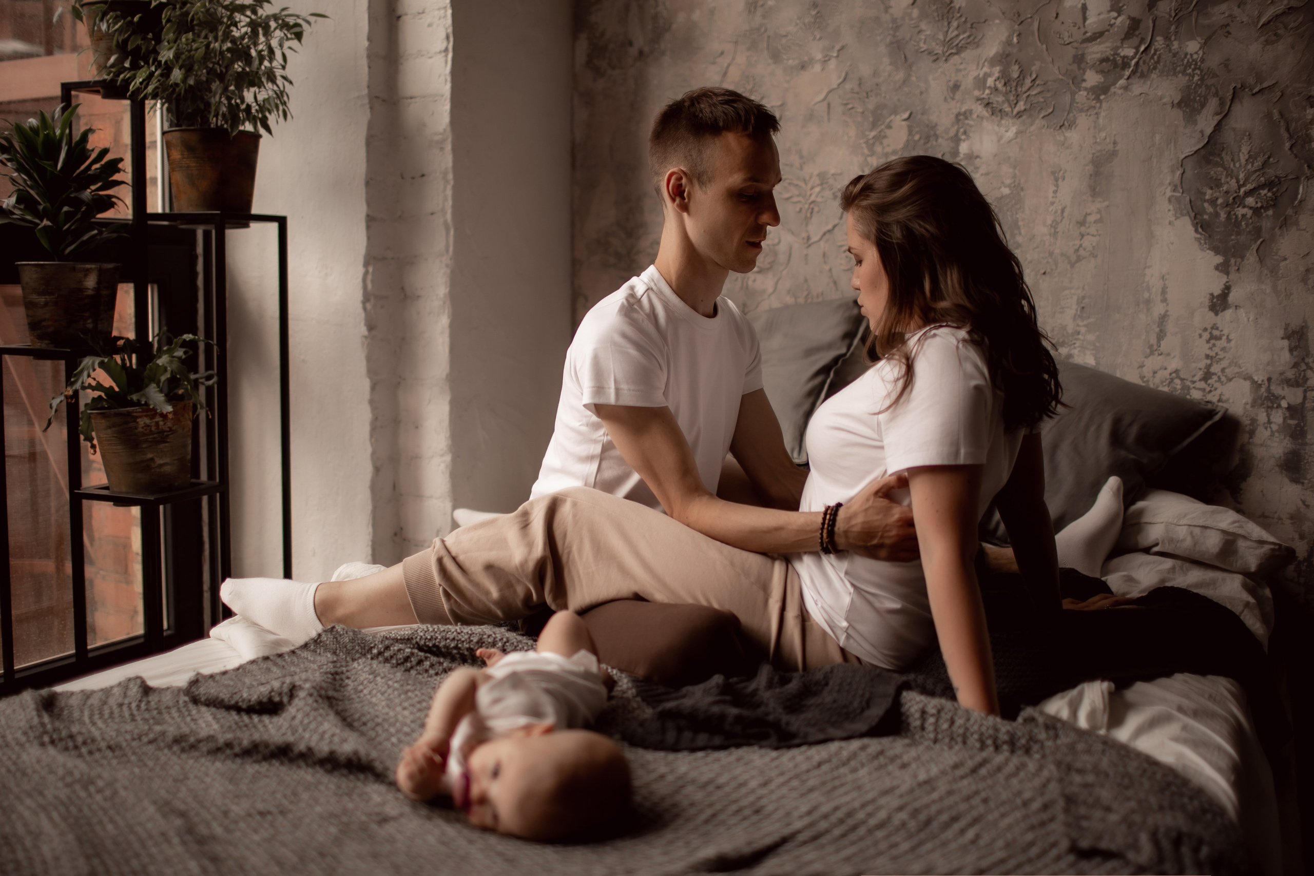 Валерия и Геннадий с крошкой. Семейный фотограф в Москве