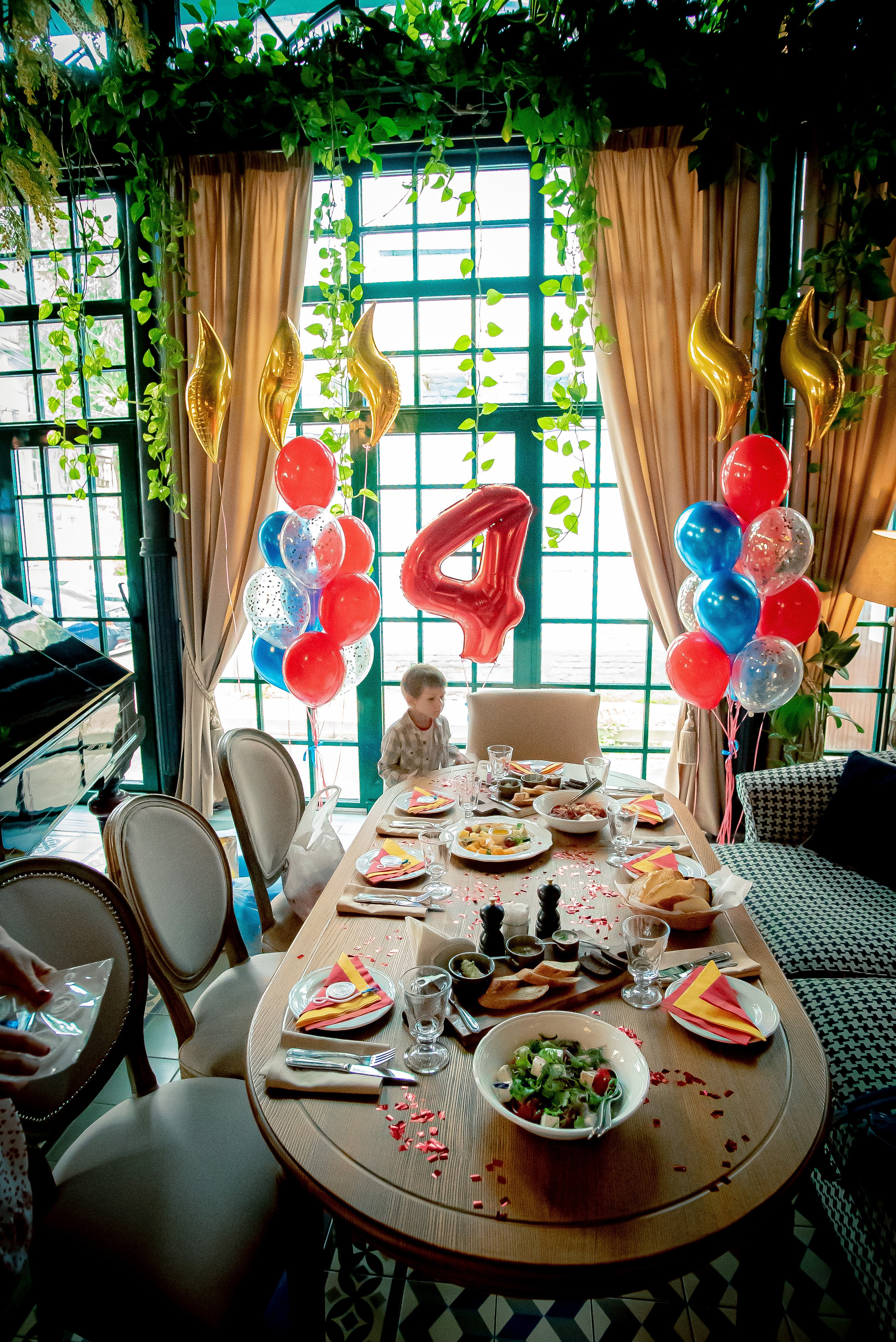 День Рожденья. Max Matvich and Victoria Basova are professionals in their field