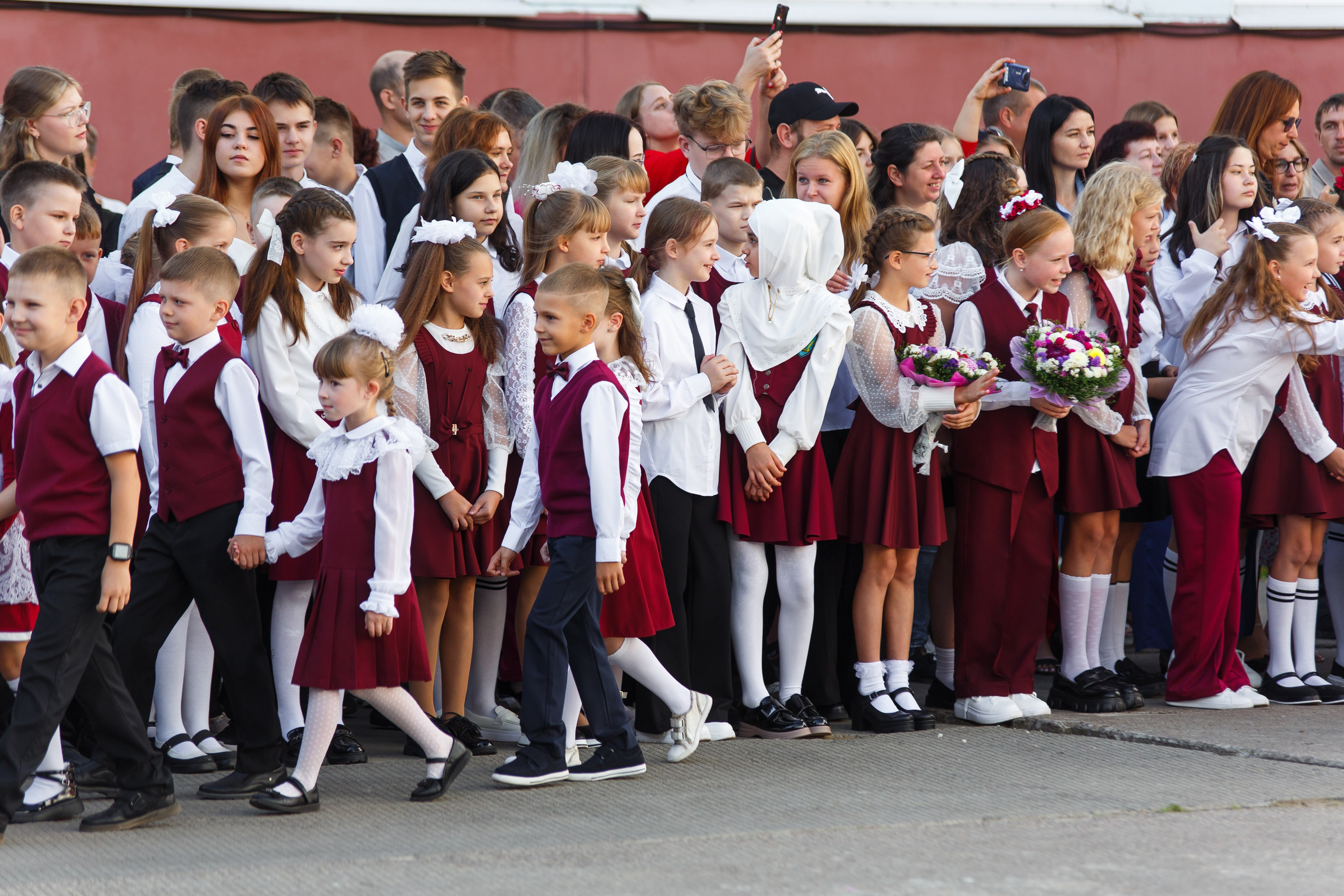 01 СЕНТЯБРЯ 2024 (МБОУ г. Мценска «Средняя школа № 9»). Профессиональный фотограф в Мценске и Орловской области