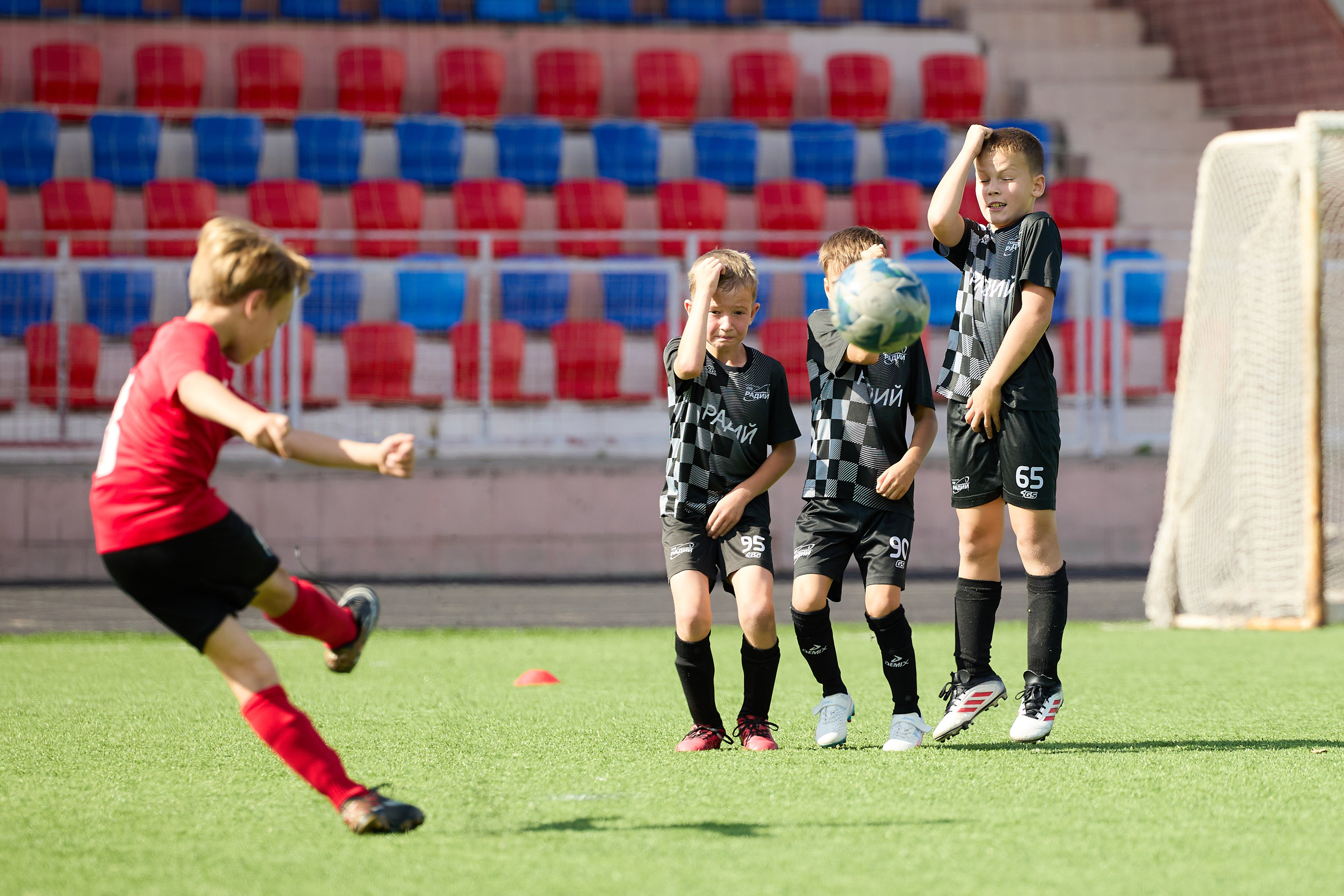 Турнир по футболу детский. Светлана Родионова — фотограф спортивный и не только