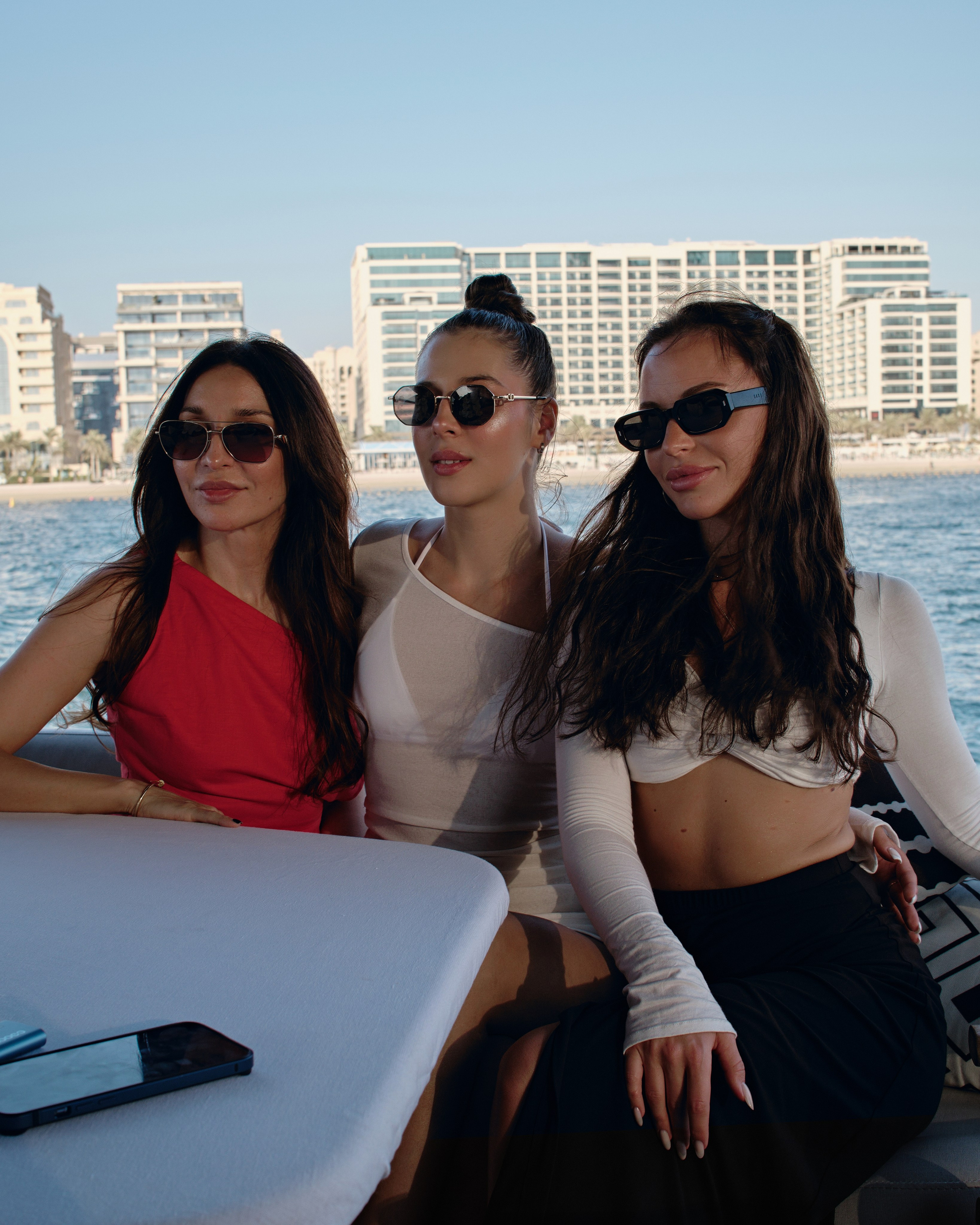 PAVEL DEREVYANKO. NOIZOMAX Художественный фотограф в Дубай