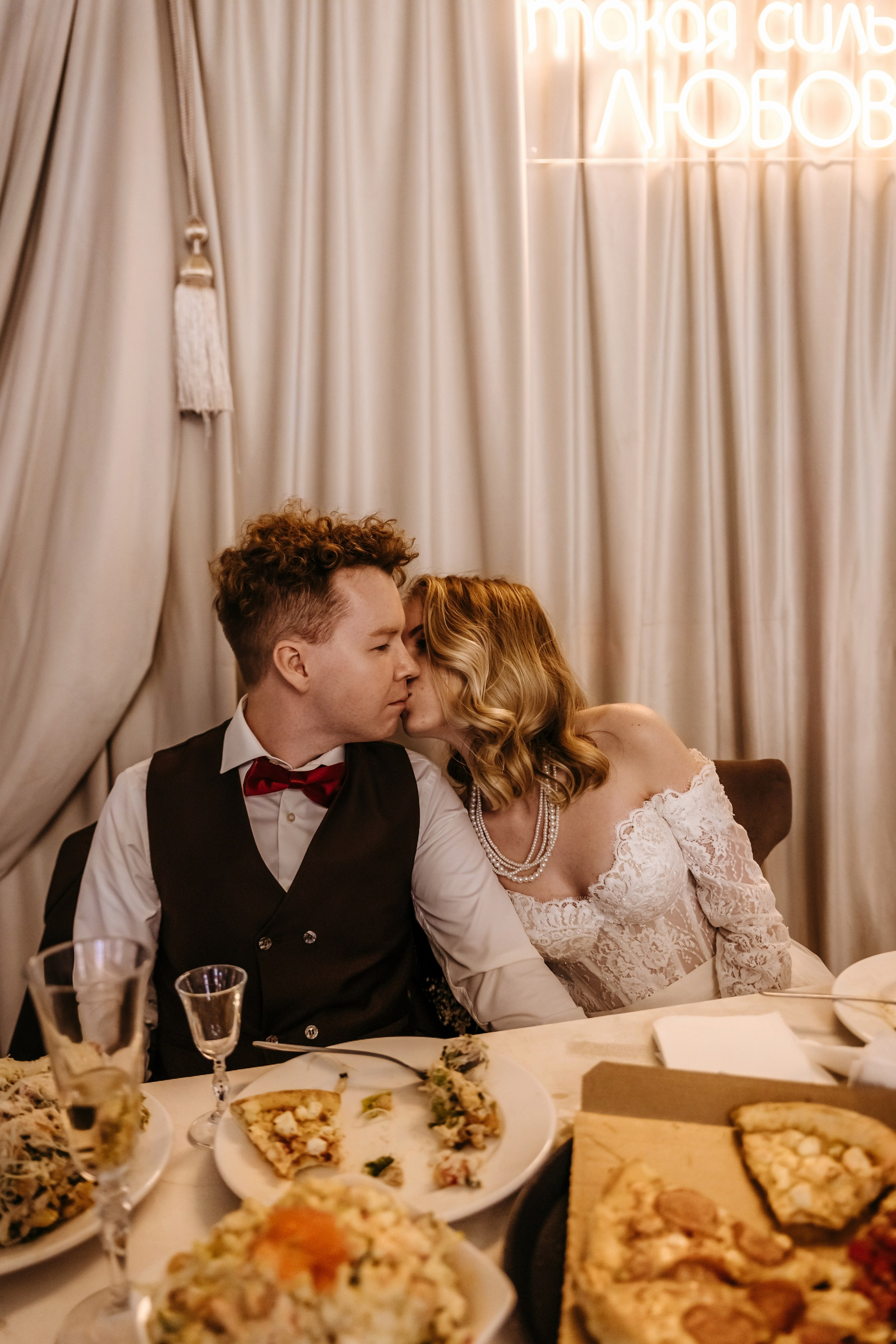 Свадебный банкет с живой музыкой