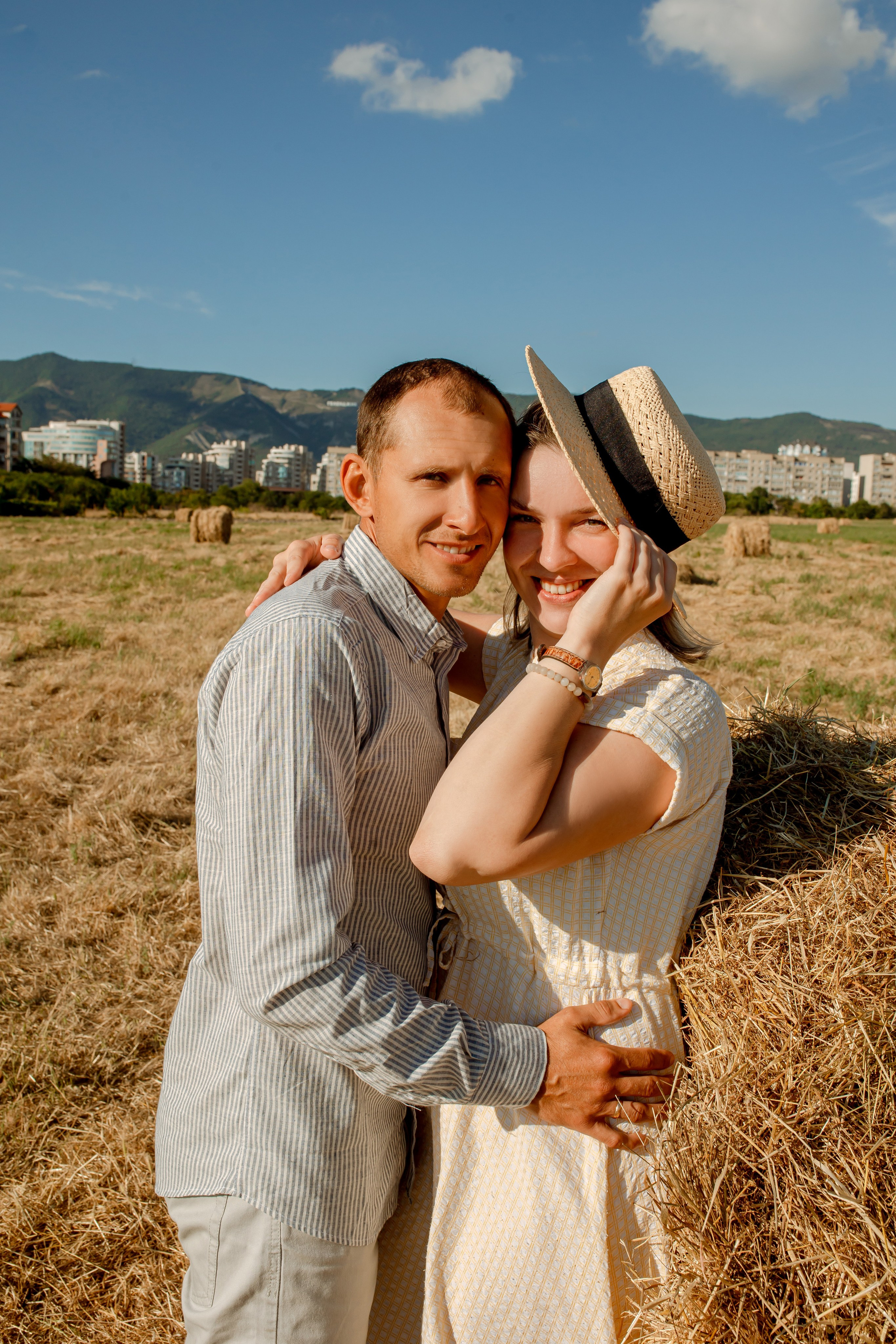 Екатерина и Алексей с дочками. Wedding and family photographer in Gelendzhik Victoria Balashova