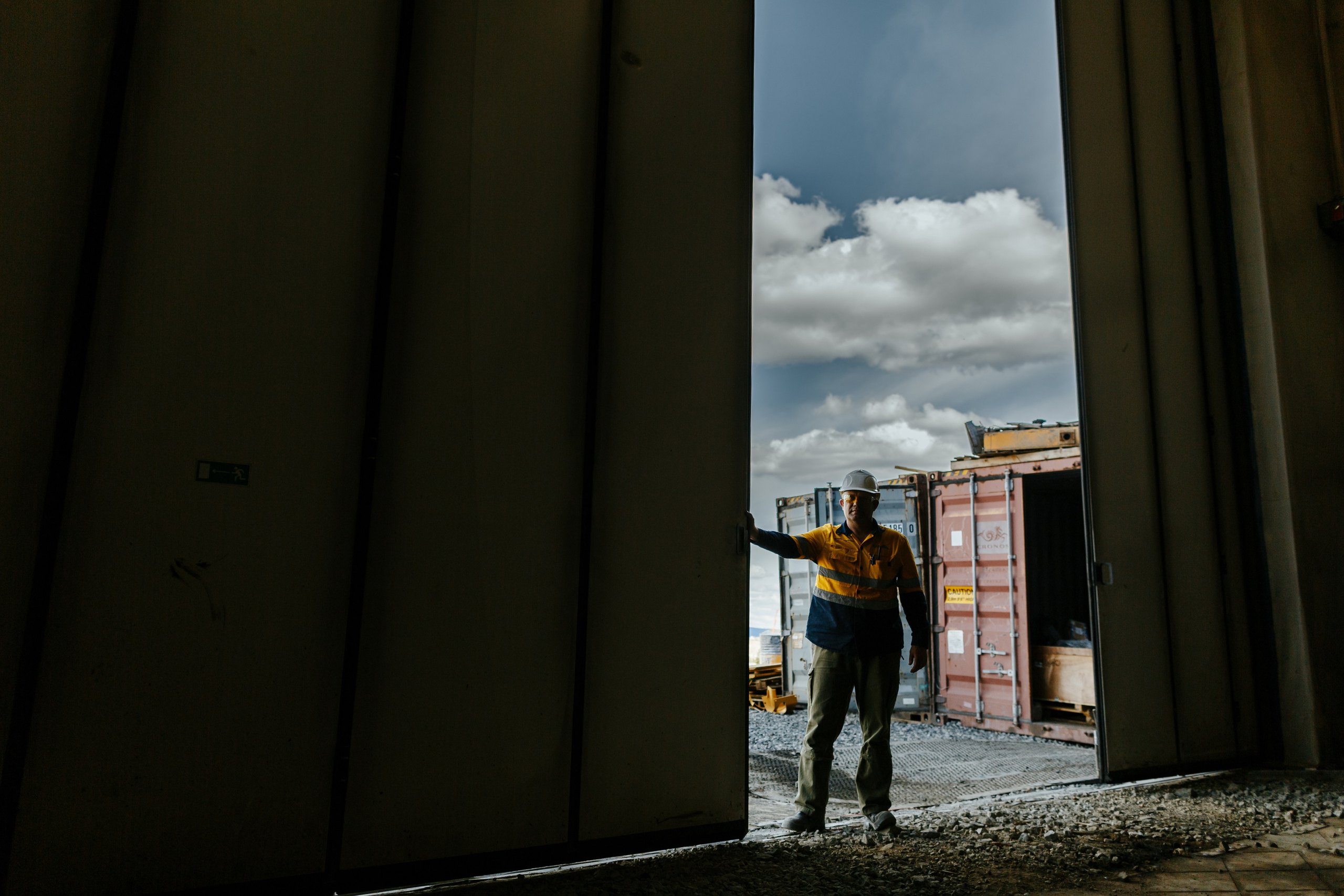 Профессиональный фотограф Виктор Гагарин. Делаю профессиональные производственные фотографии по всей России. Профессиональный фотограф Виктор Гагарин — Промышленная, Event, Портретная, Репортажная съемка в Новокузнецке, Кемерово, Новосибирске