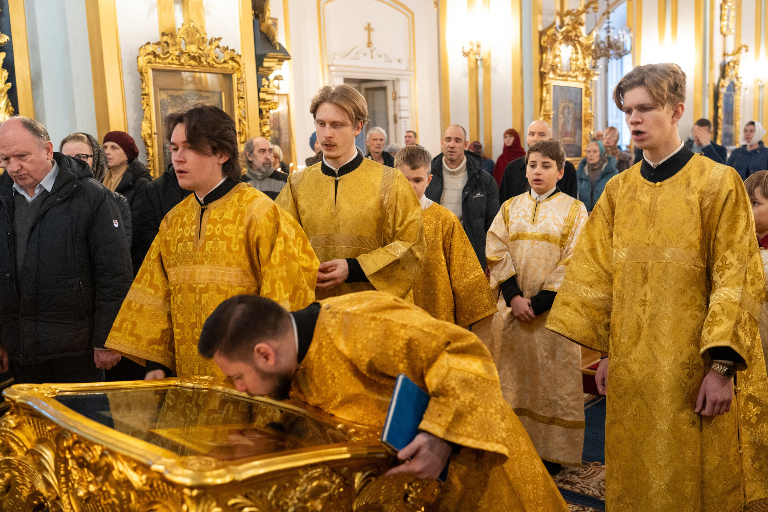 Неделя 30-я по Пятидесятнице, пред Рождеством Христовым, святых отец. Предпразднство Рождества Христова. Вмц. Анастасии Узорешительницы. НИКОЛО-БОГОЯВЛЕНСКИЙ МОРСКОЙ СОБОР