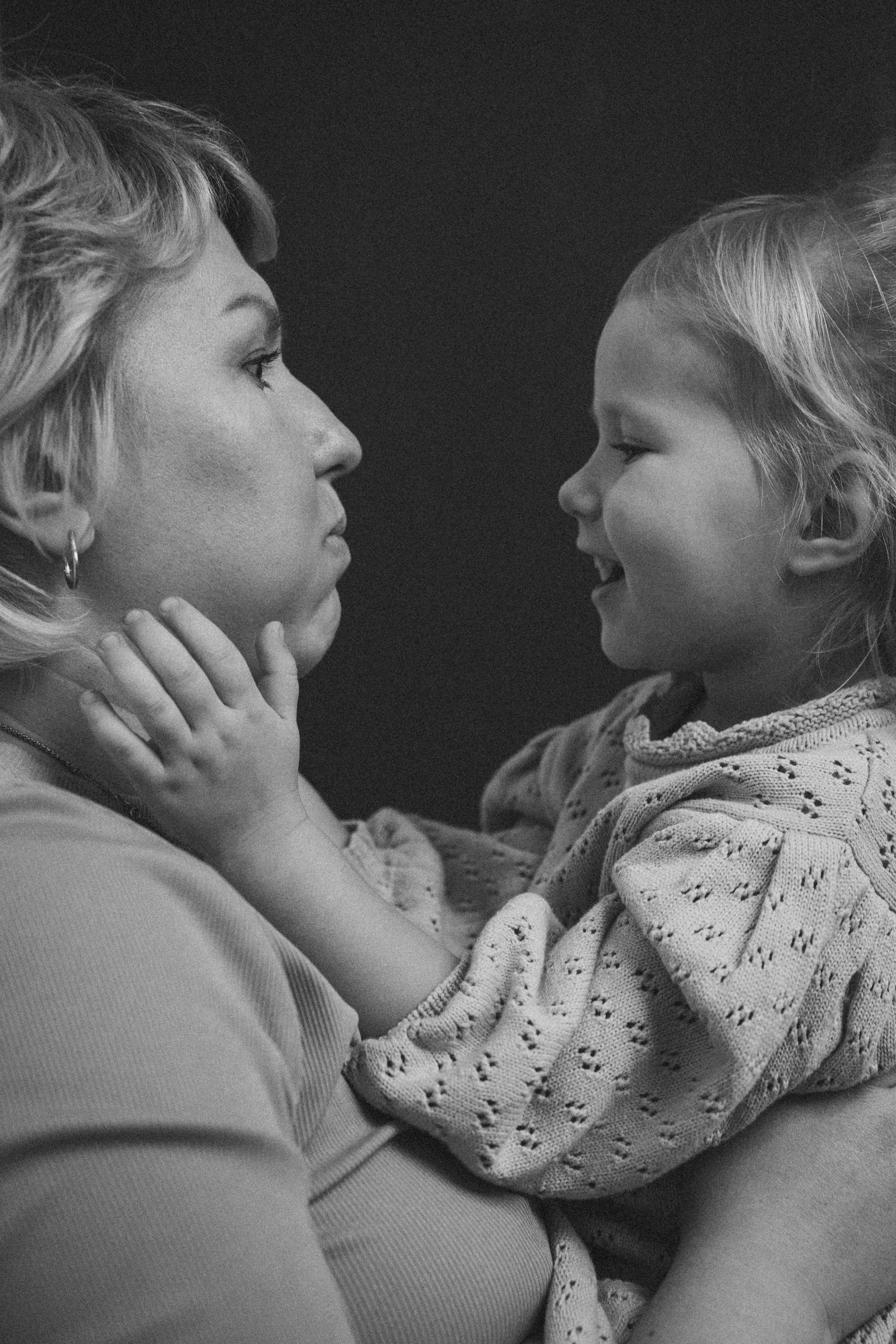 Максим, Света, Никита и Даша. Семейный фотограф • Домашние съемки в Нижнем Новгороде