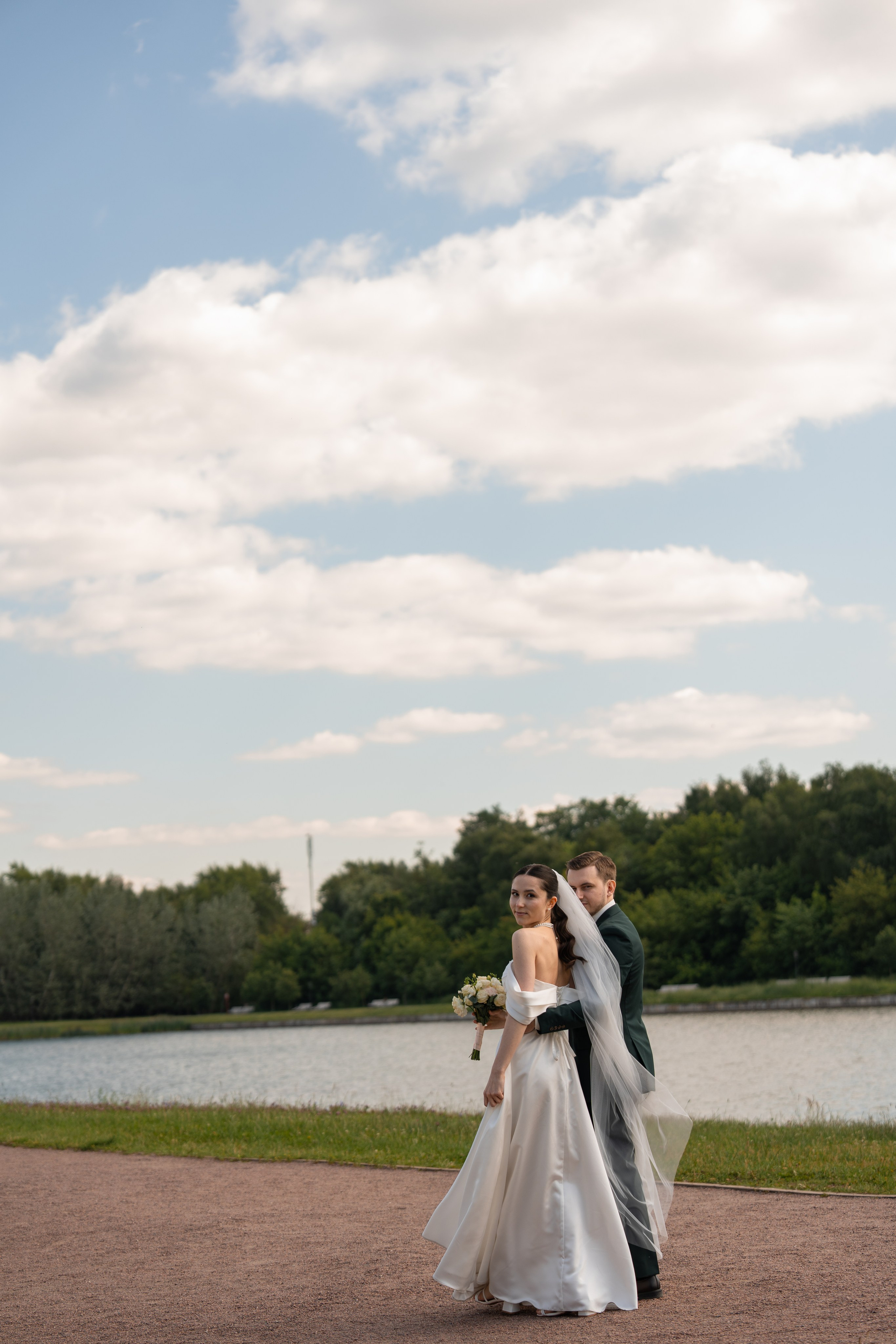 Влад и Илина в Кусково. Свадебный фотограф в Москве Анна Полушина