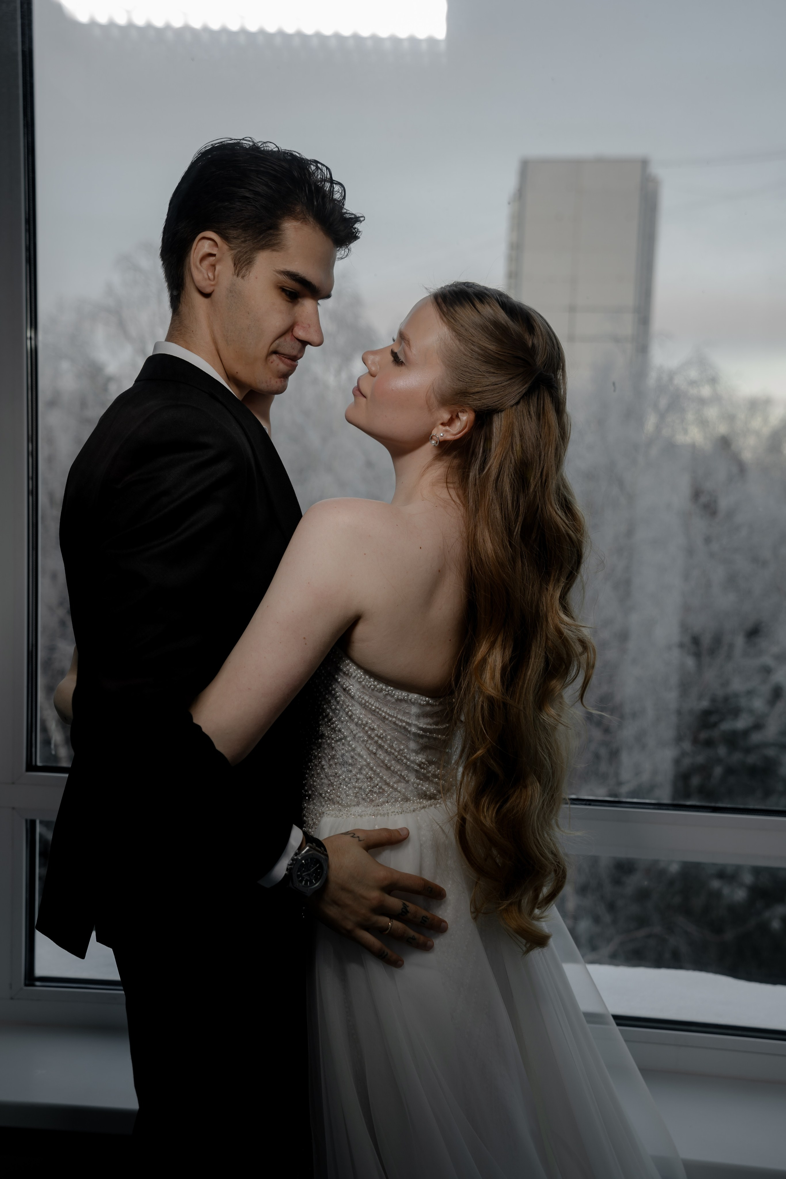 СВАДЕБНАЯ СЬЕМКА СБОРОВ В ОТЕЛЕ И ВЫЕЗД НА ЦЕРЕМОНИЮ (СНЯТО В СИБИРЕ В НИЖНЕВАРТОВСКЕ)М. Профессиональный фотограф, Санкт-Петербург — Виктория Богомолова