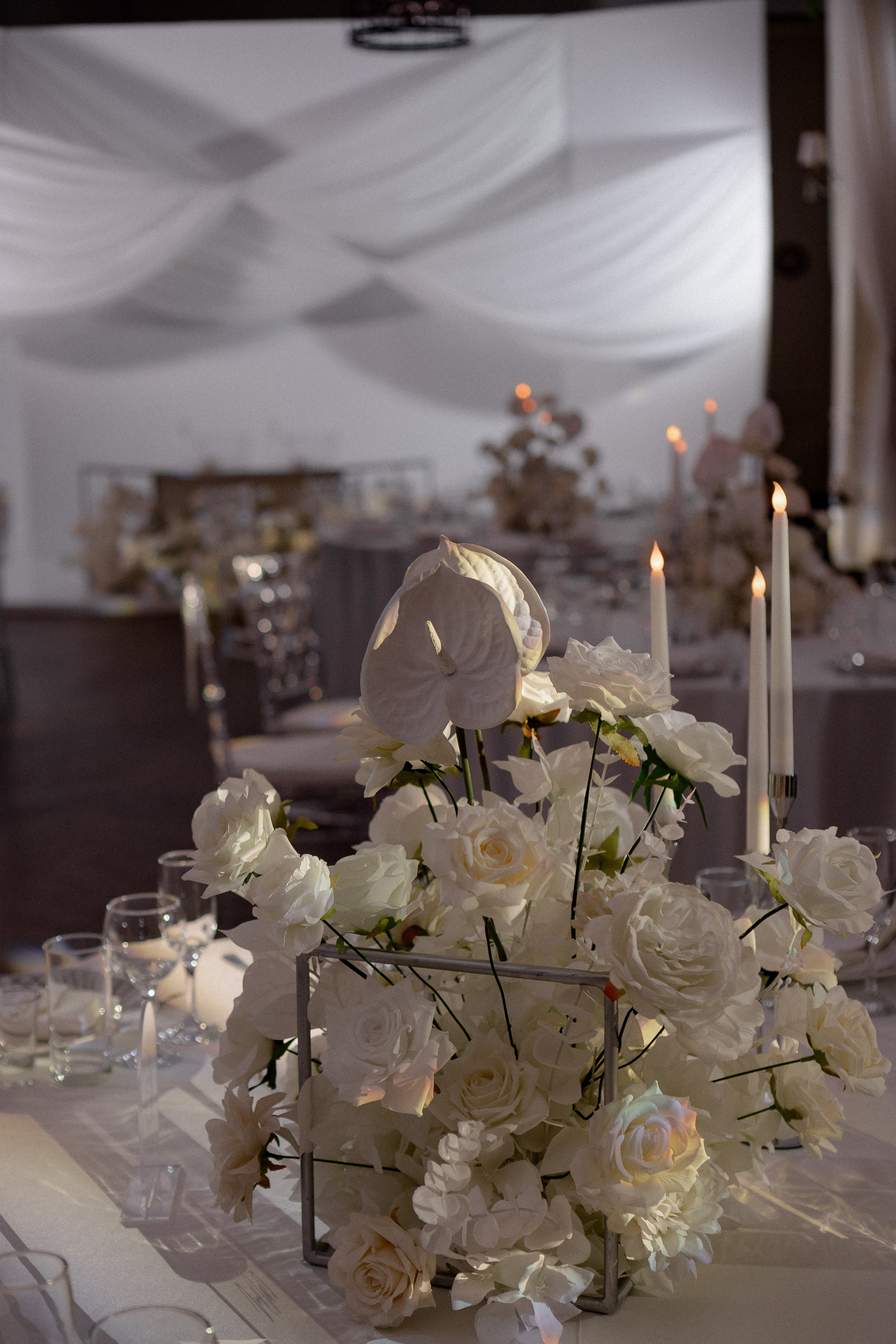 СВАДЕБНАЯ СЬЕМКА СБОРОВ В ОТЕЛЕ И ВЫЕЗД НА ЦЕРЕМОНИЮ (СНЯТО В СИБИРЕ В НИЖНЕВАРТОВСКЕ). Профессиональный фотограф, Санкт-Петербург — Виктория Богомолова