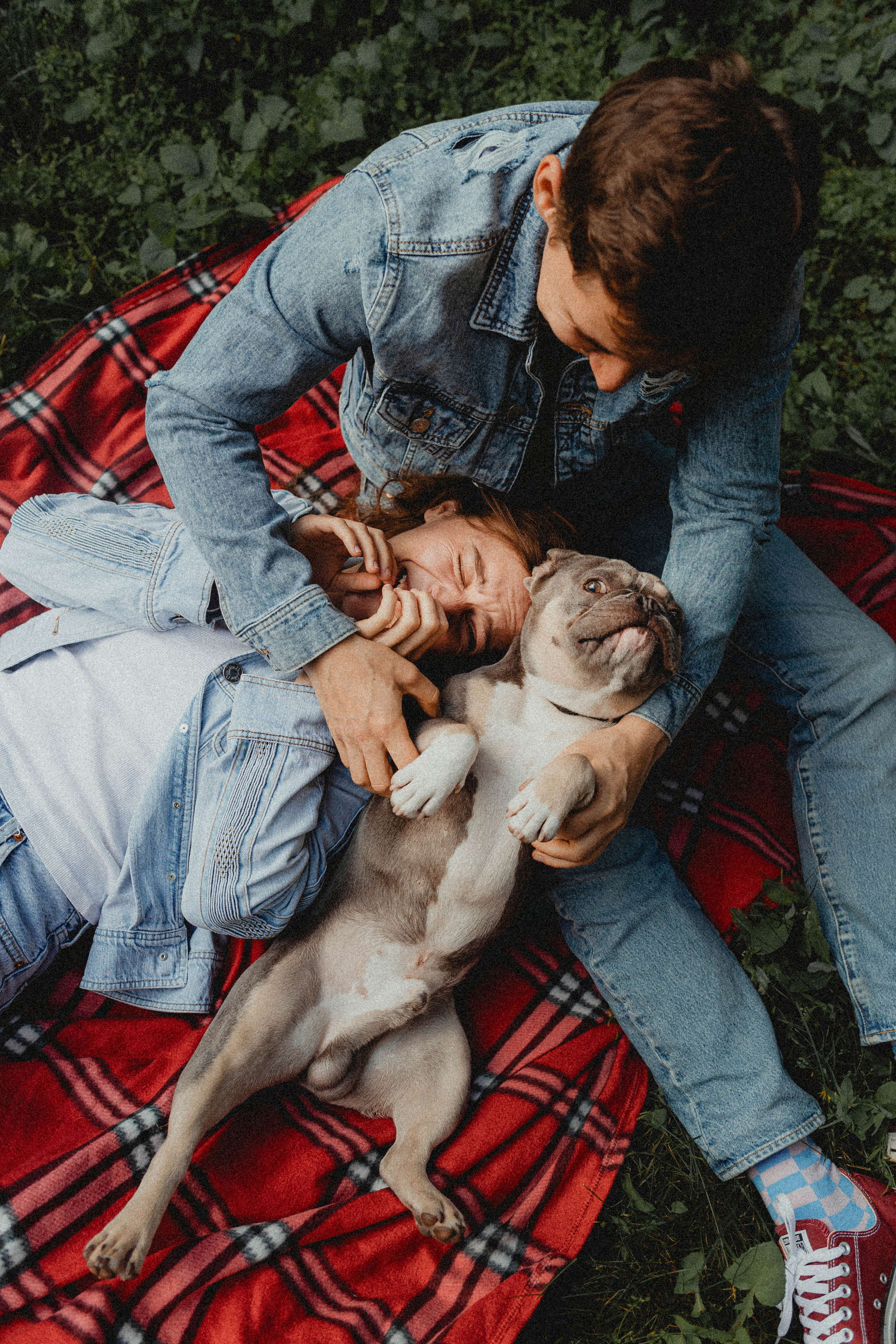 Регина, Сережа и Шелдон