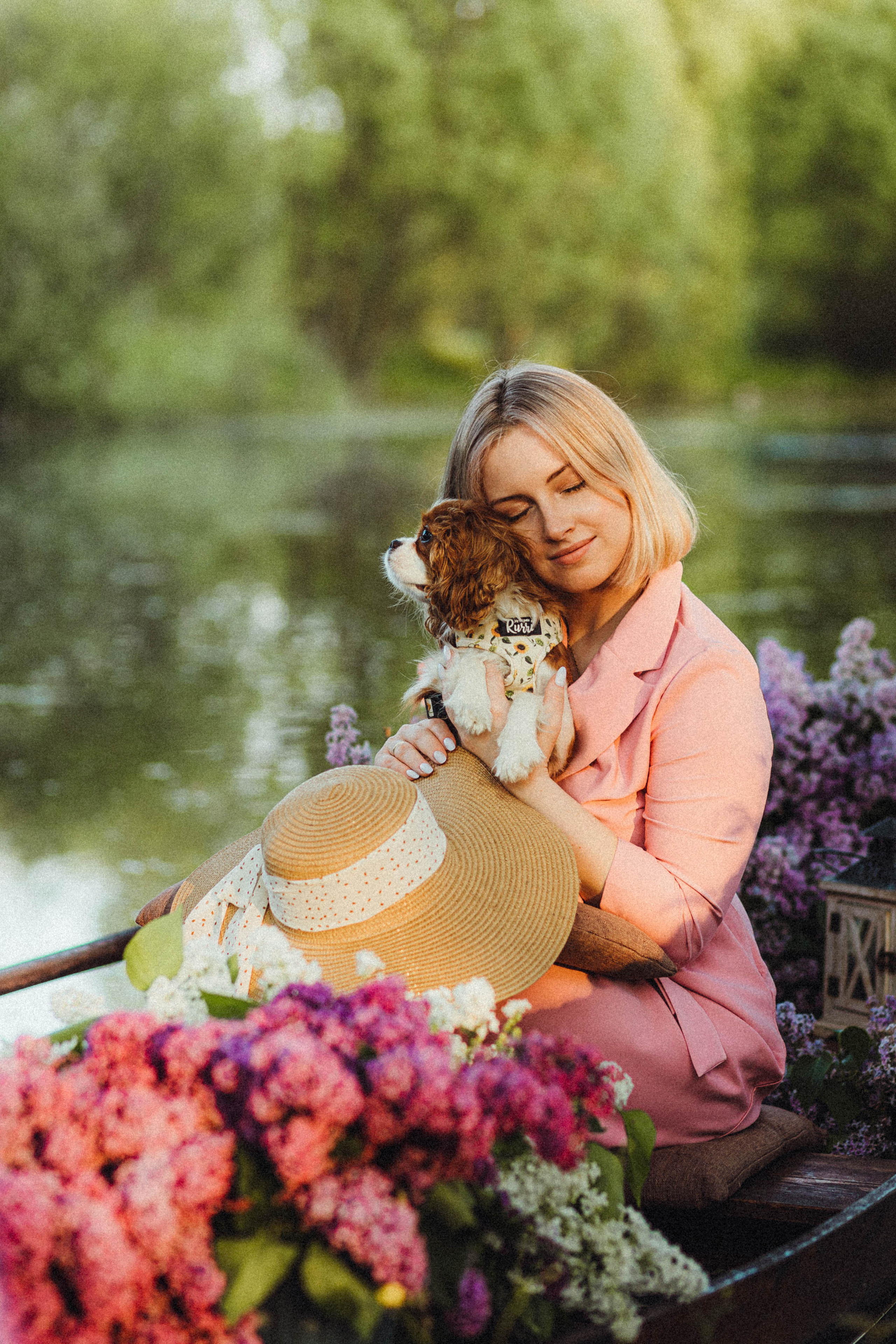 Валя, Аня и Ириска