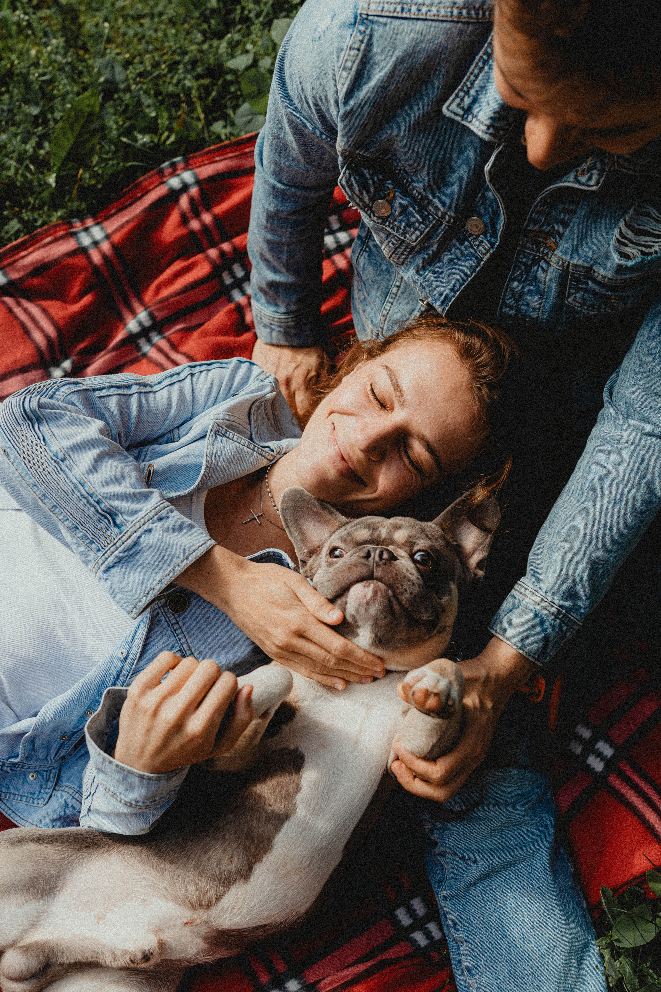 Регина, Сережа и Шелдон