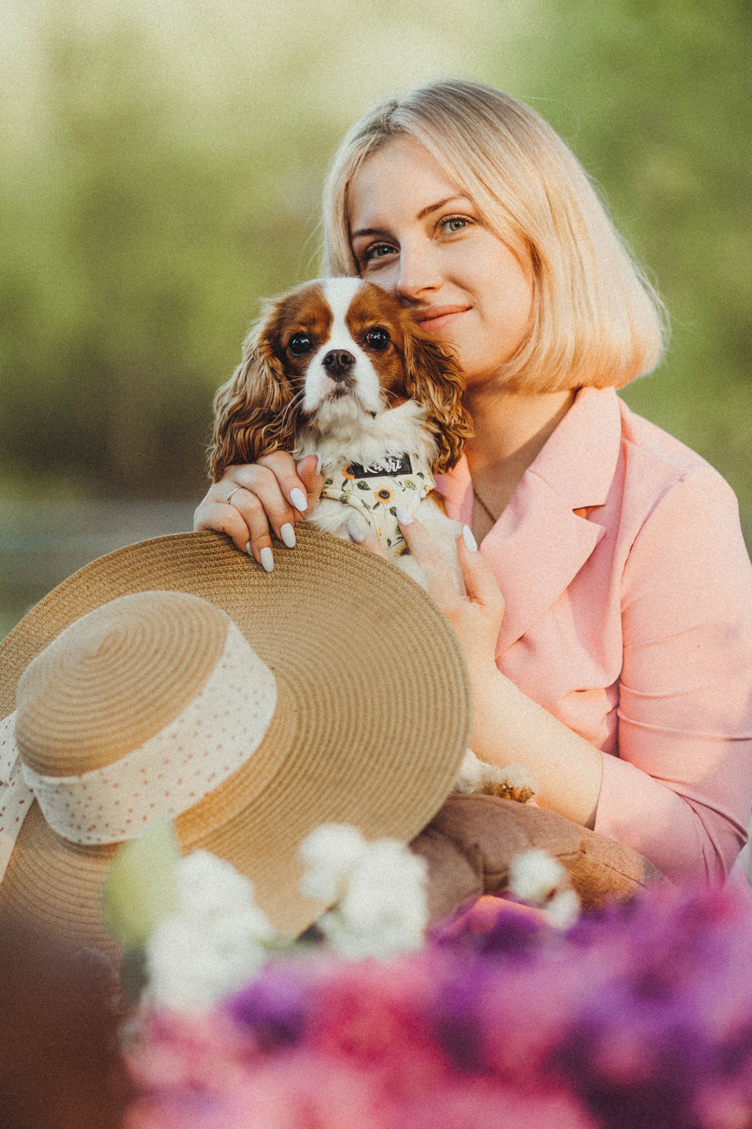 Валя, Аня и Ириска