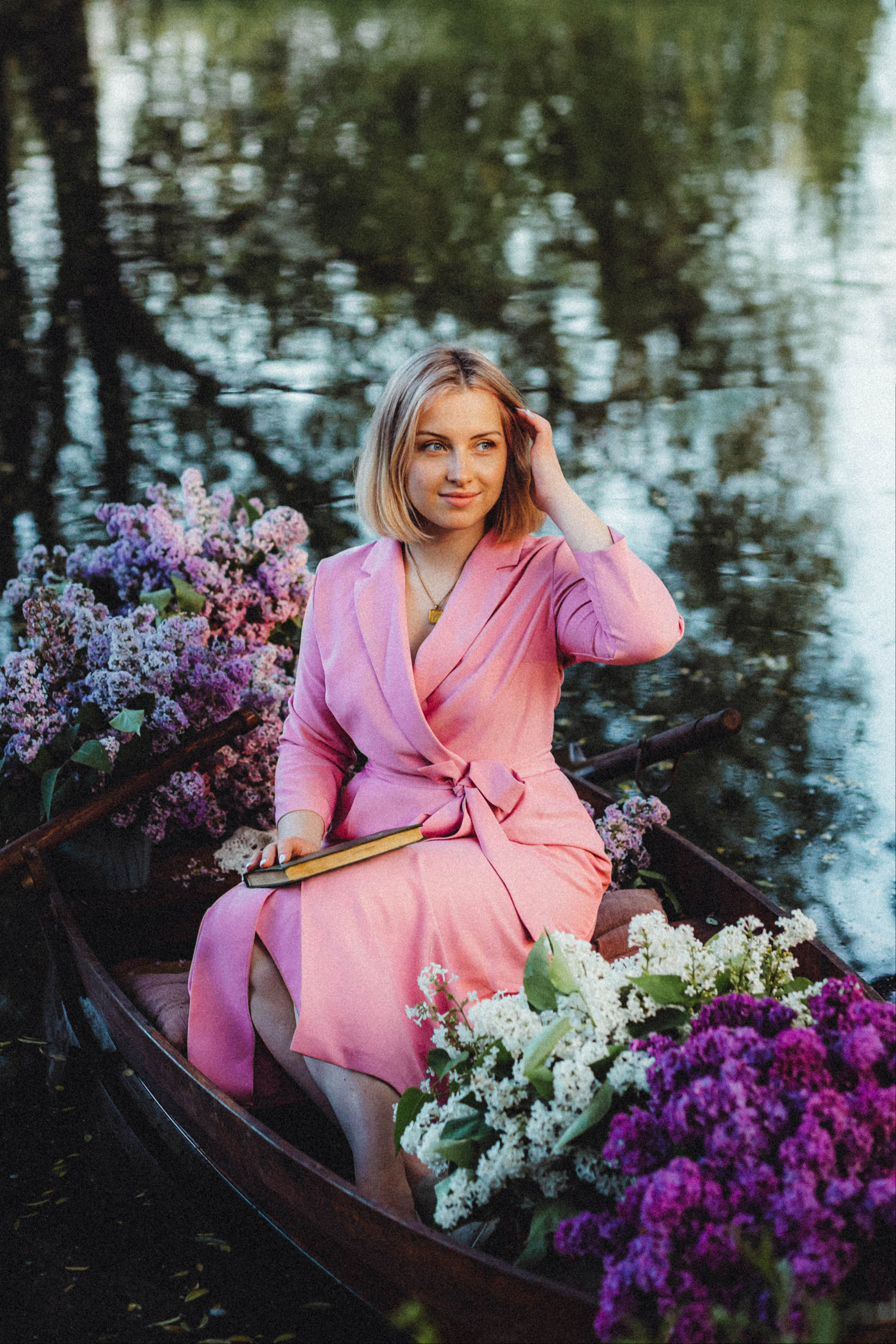 Валя, Аня и Ириска