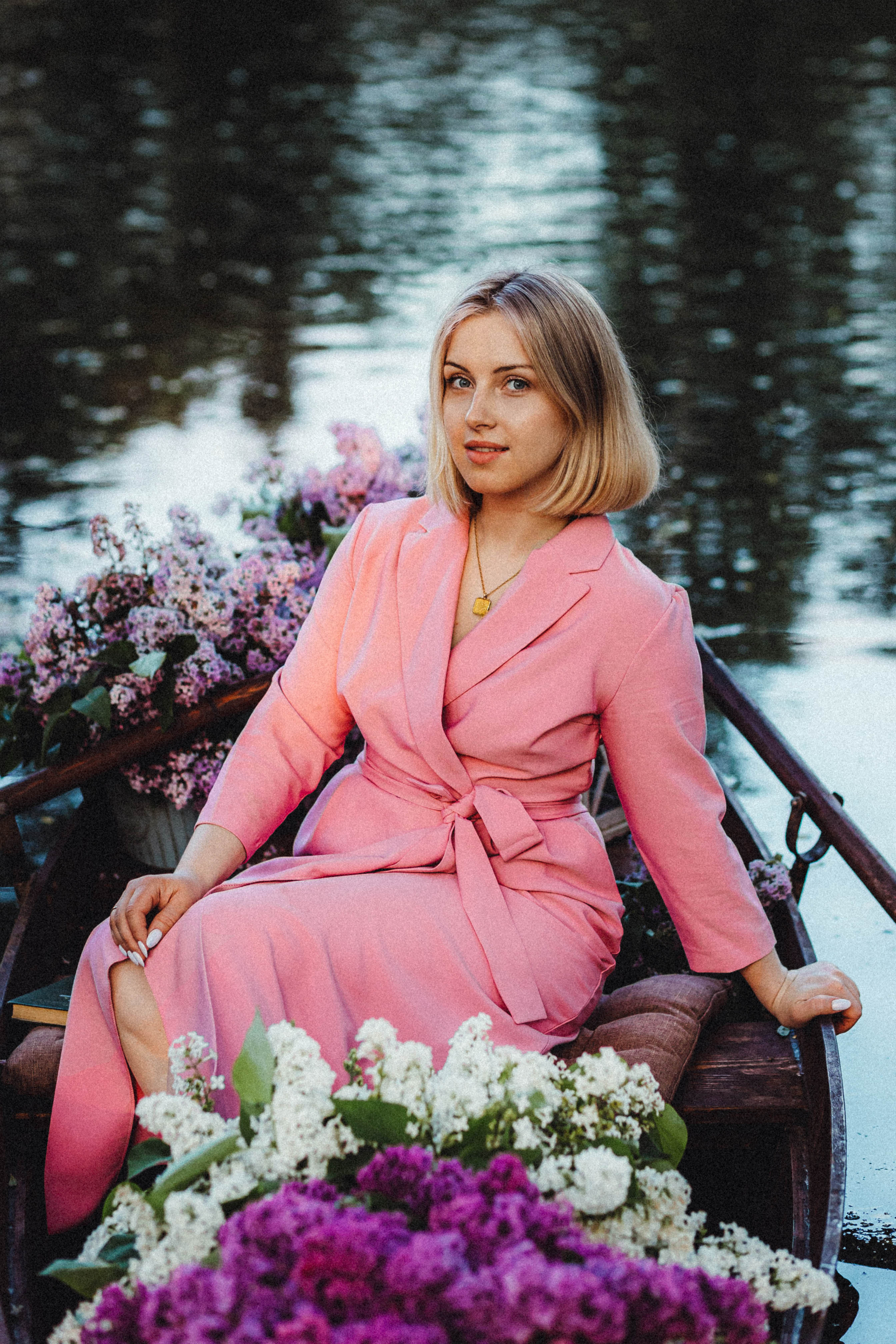 Валя, Аня и Ириска